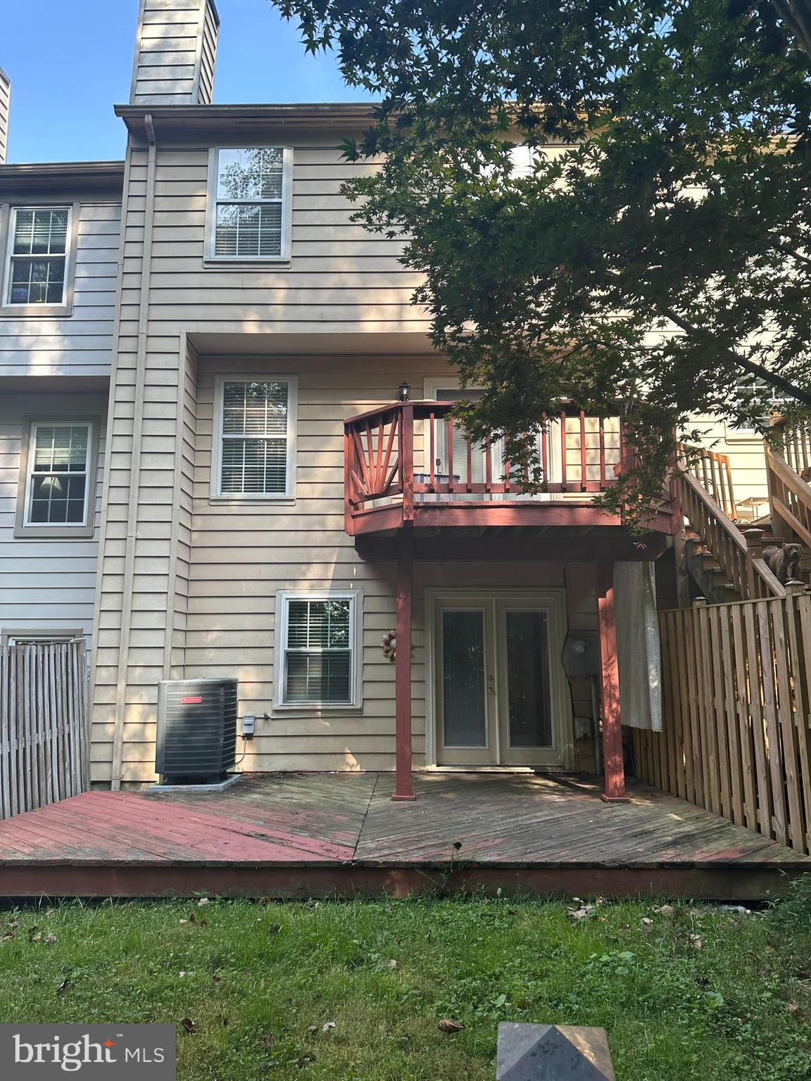 LAKE RIDGE - Residential