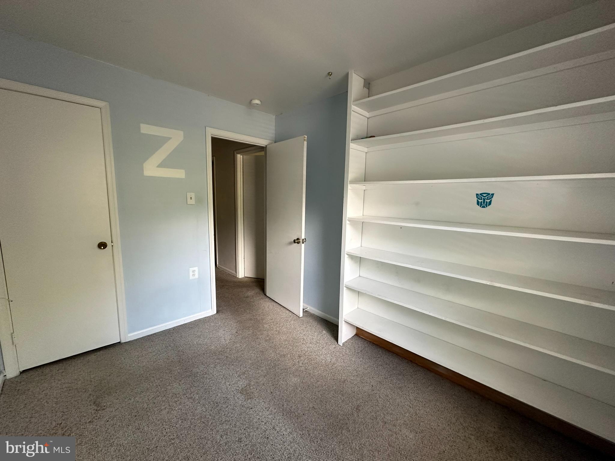 LAKE RIDGE - Residential