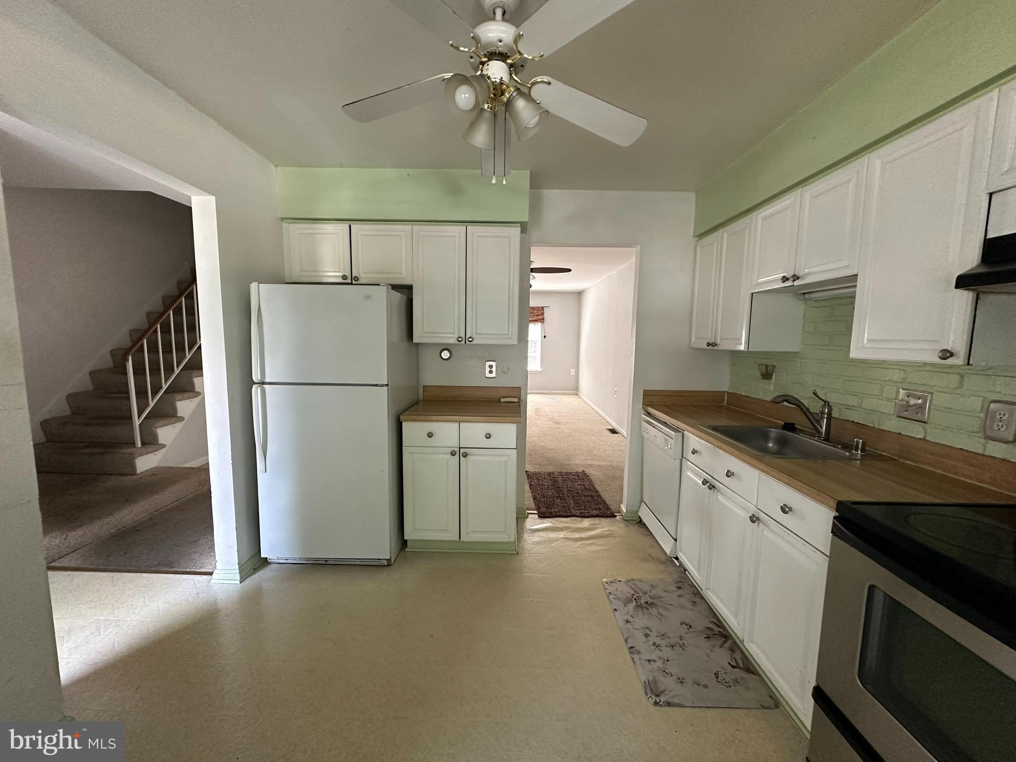 LAKE RIDGE - Residential