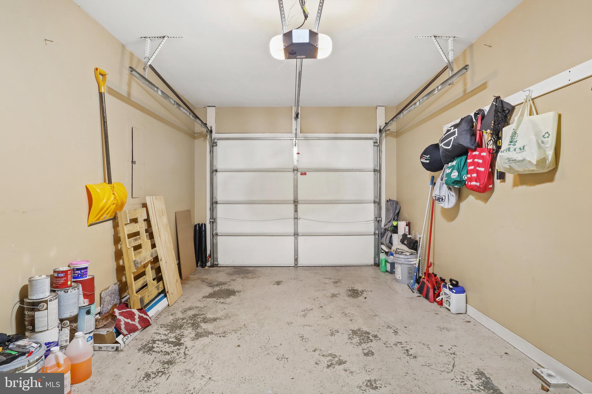 GRANDVIEW PARK CONDOS - Residential