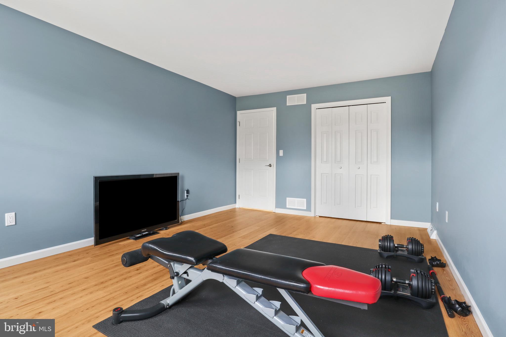 GRANDVIEW PARK CONDOS - Residential