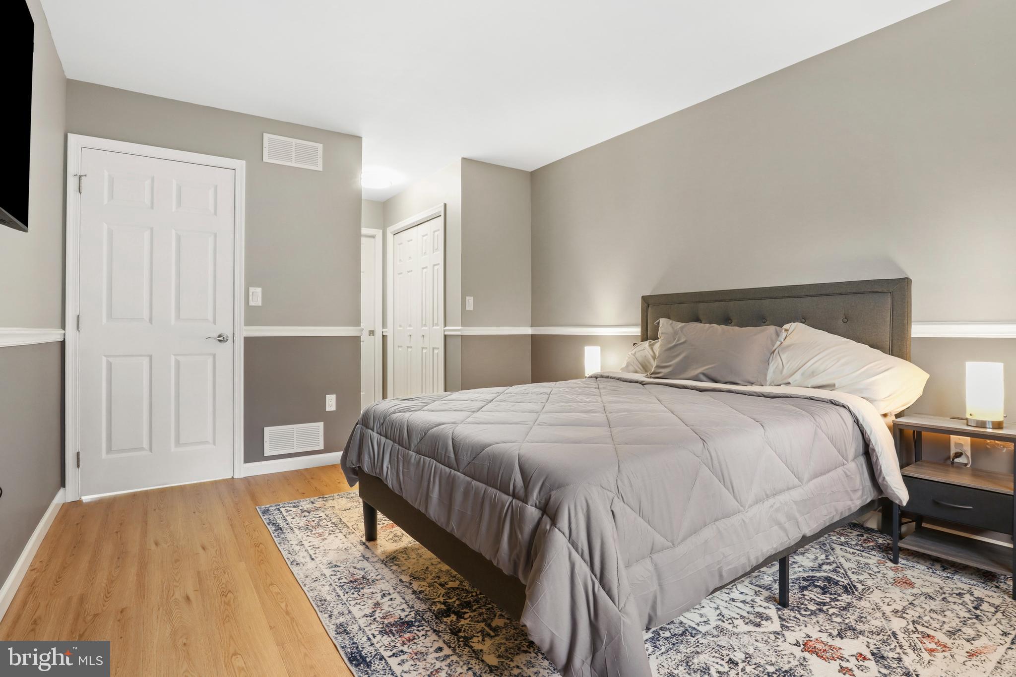 GRANDVIEW PARK CONDOS - Residential