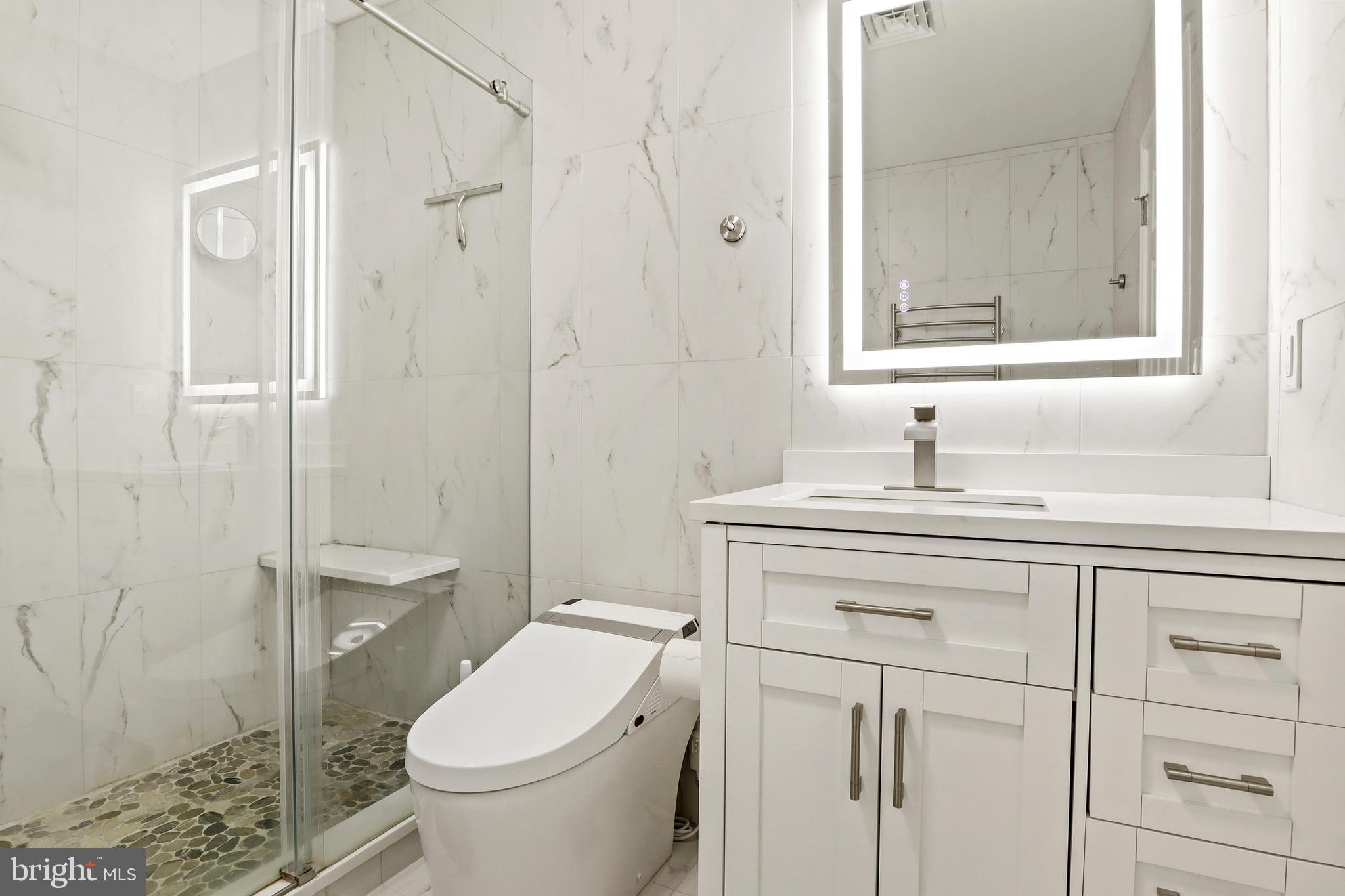 GRANDVIEW PARK CONDOS - Residential