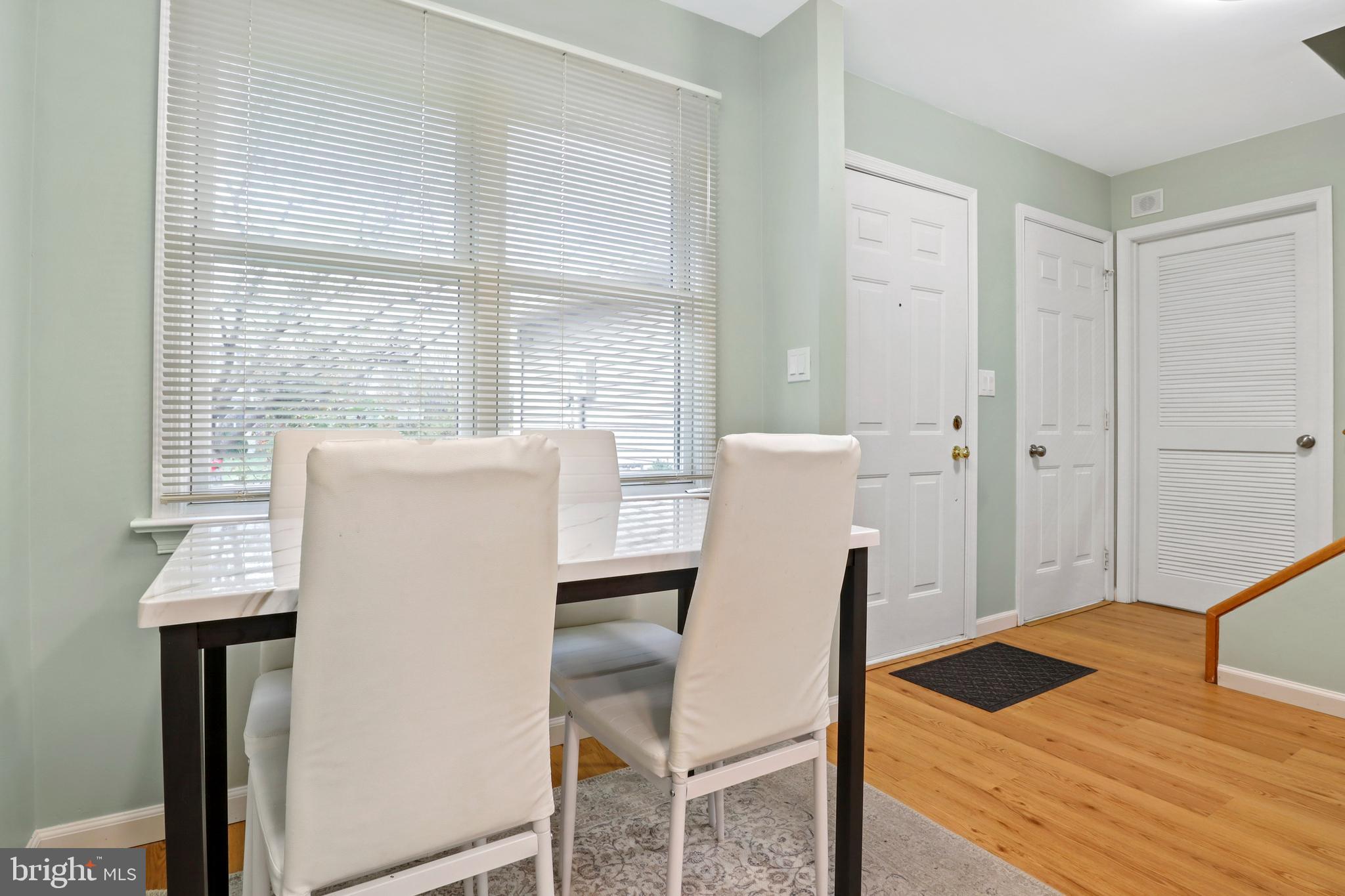 GRANDVIEW PARK CONDOS - Residential