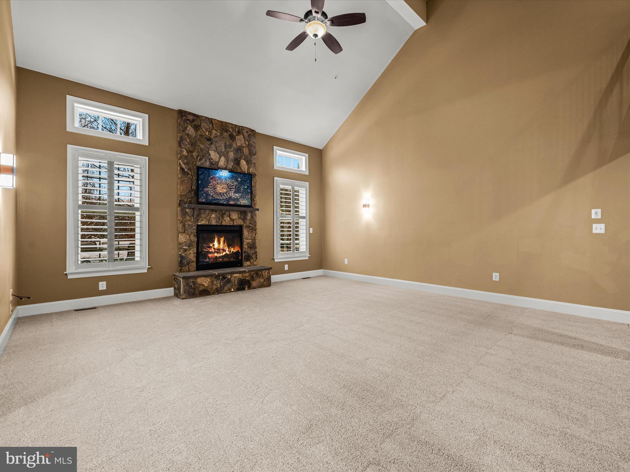 2415 PEBBLEBROOK COURT