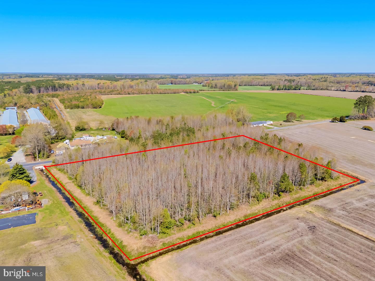 SE EAST TRAP POND ROAD