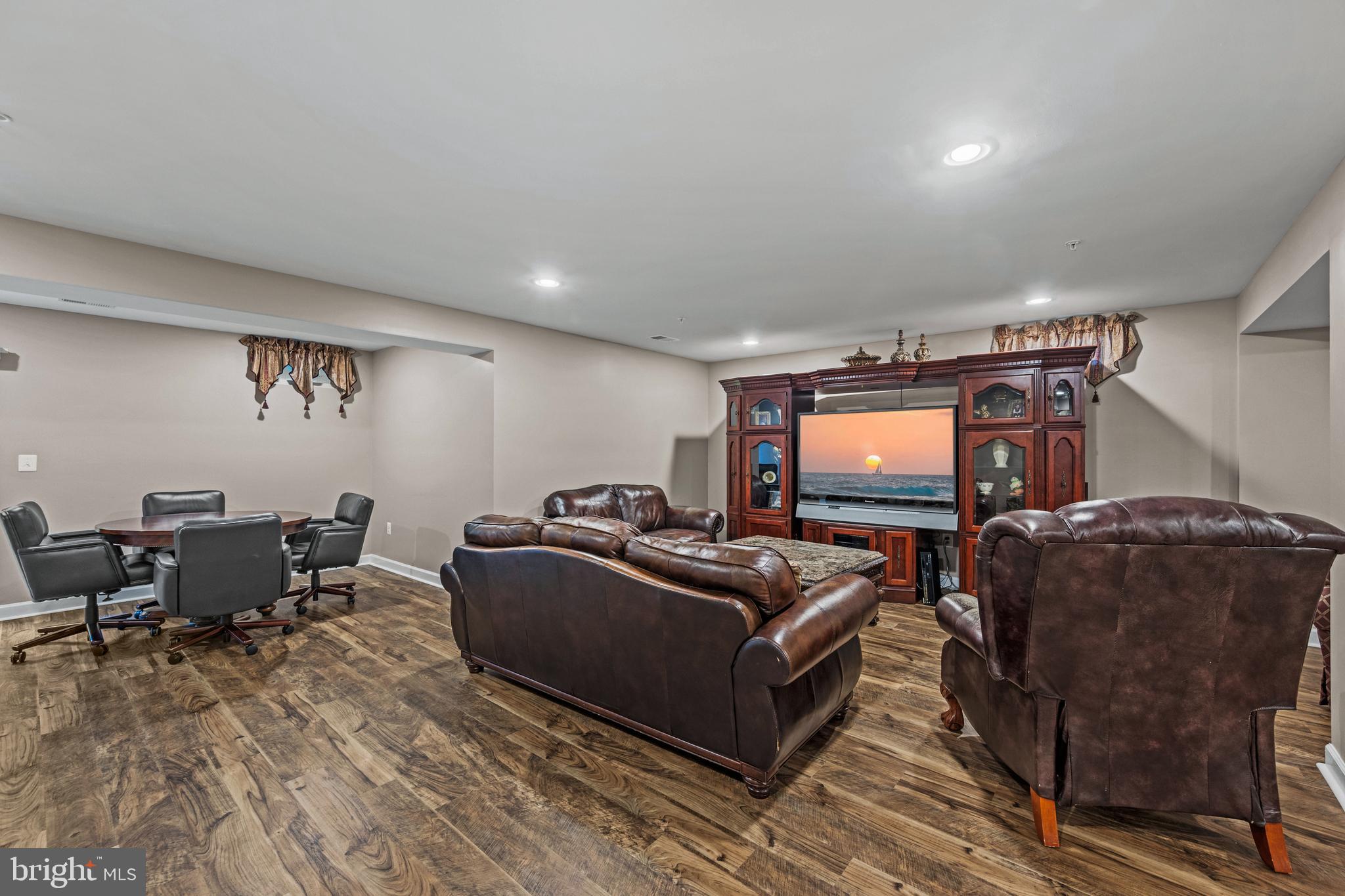 WAVERLY WOODS WEST - Residential