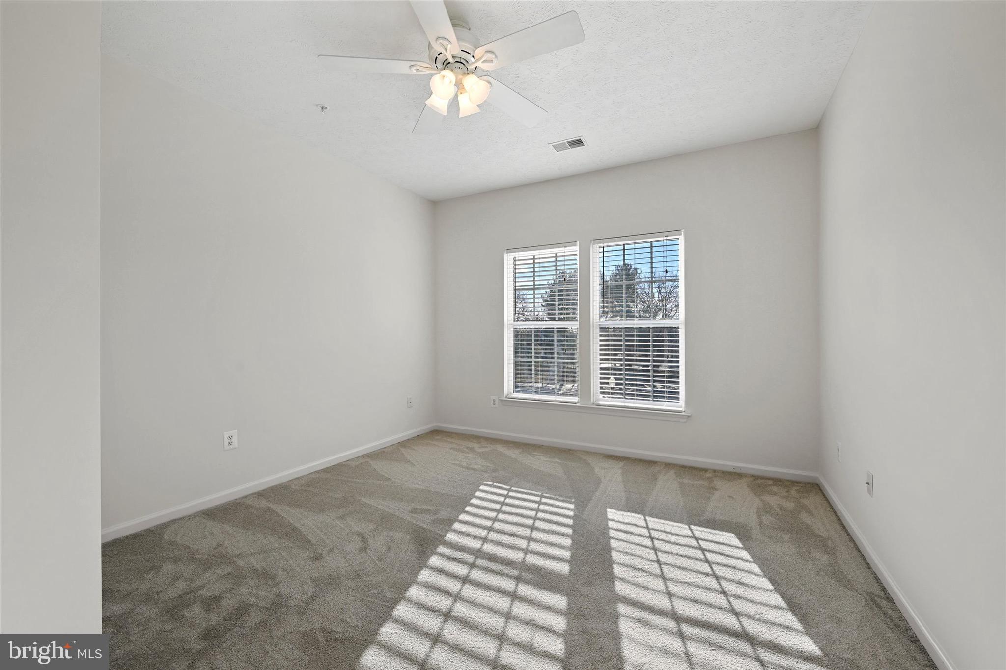 VILLAGE GREEN - Residential