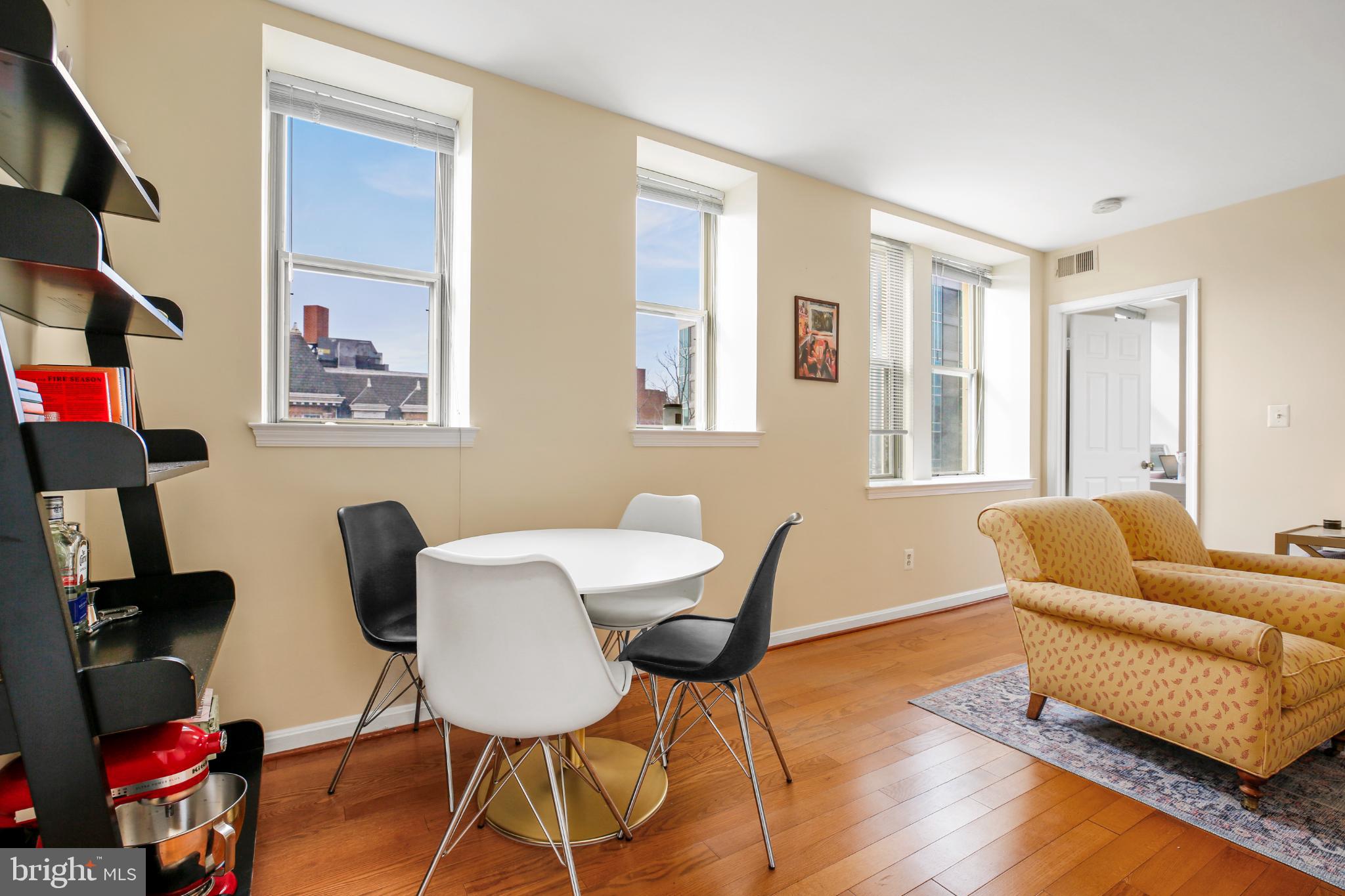 1920 S S STREET NW 404