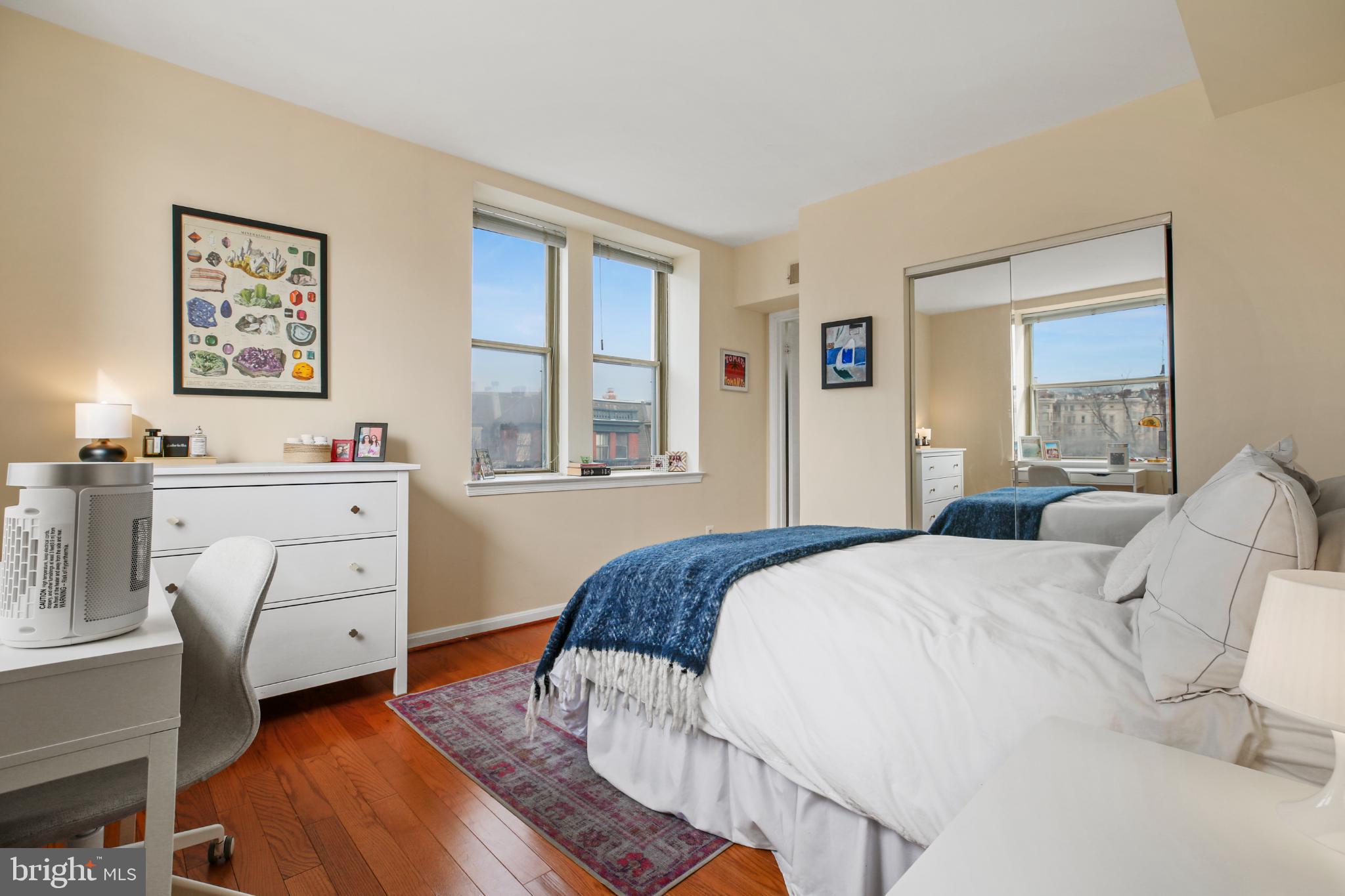 1920 S S STREET NW 404