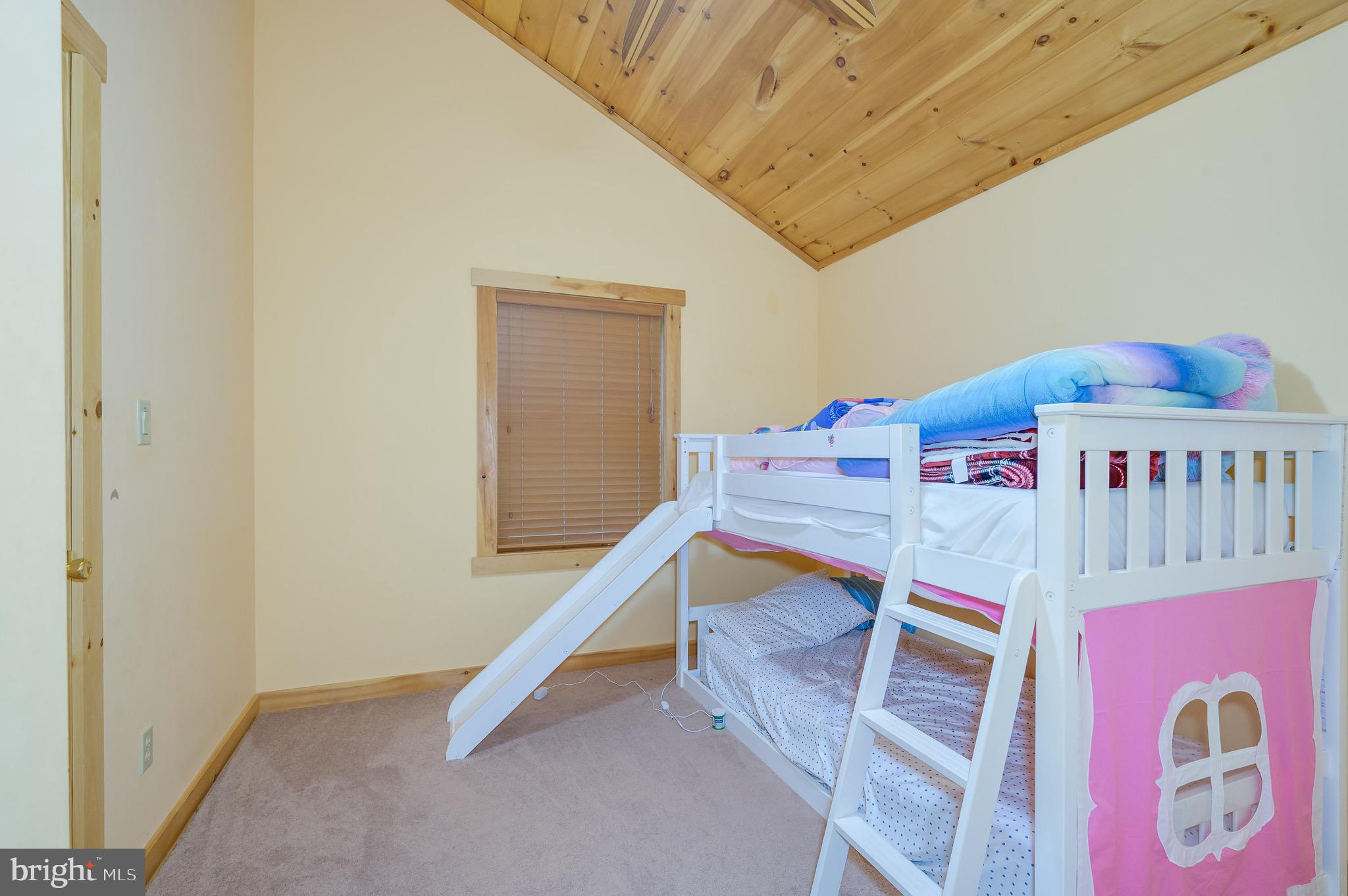 CACAPON EAST - Residential