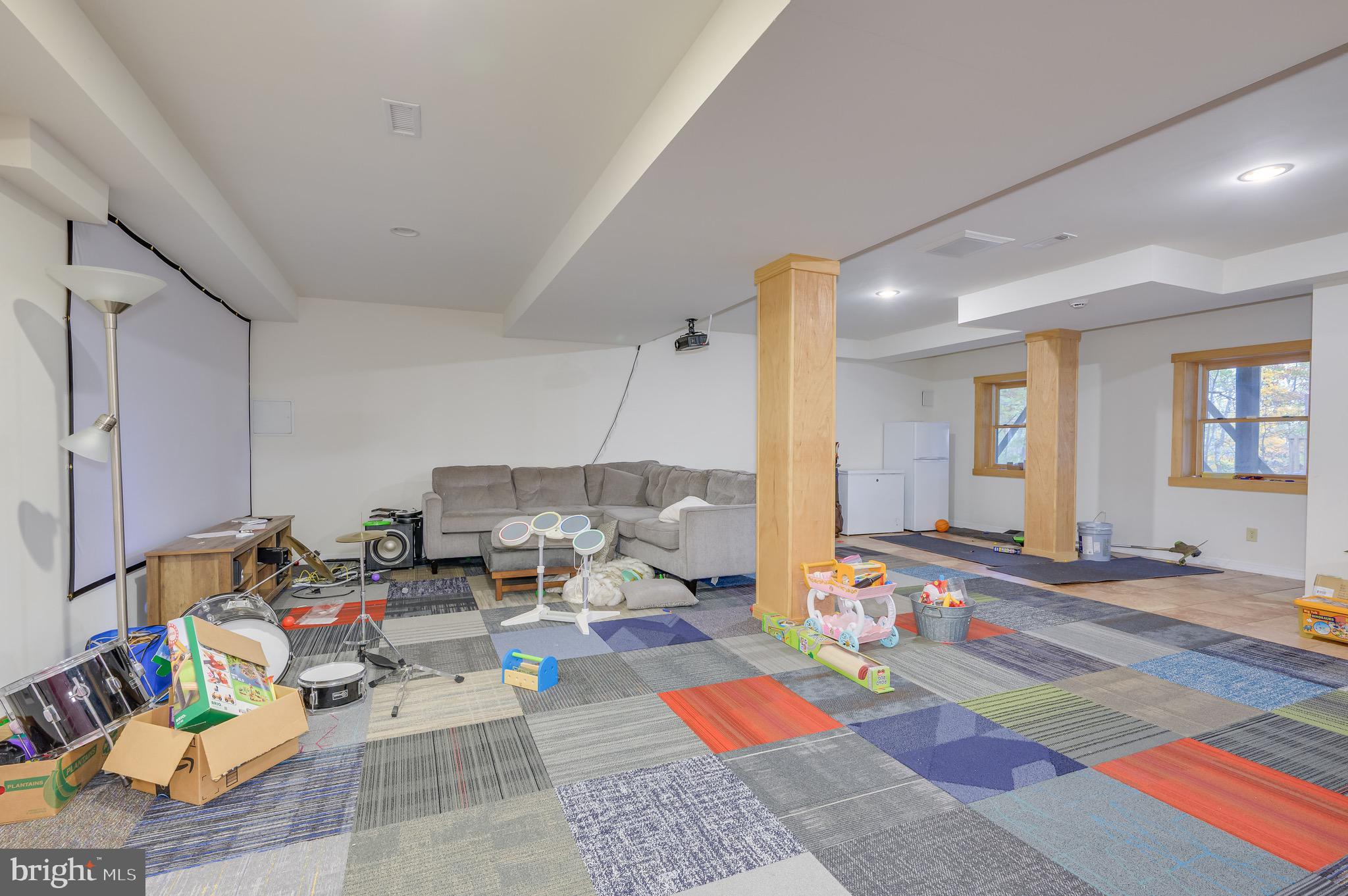 CACAPON EAST - Residential