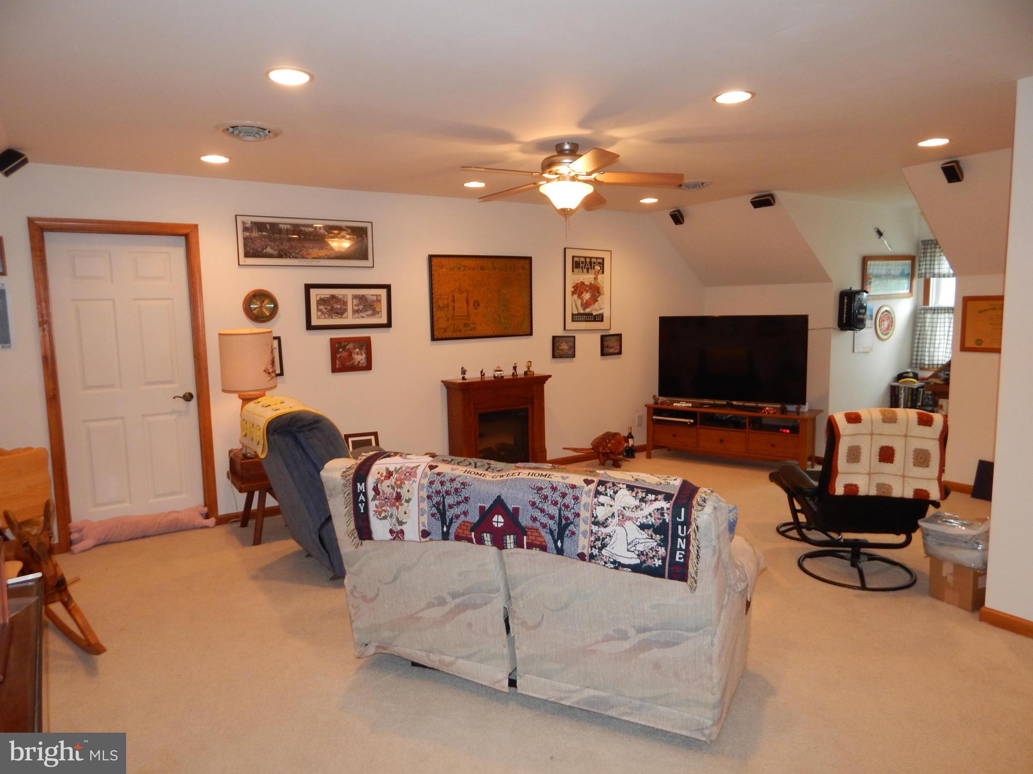 RIDGEWOOD STATION - Residential