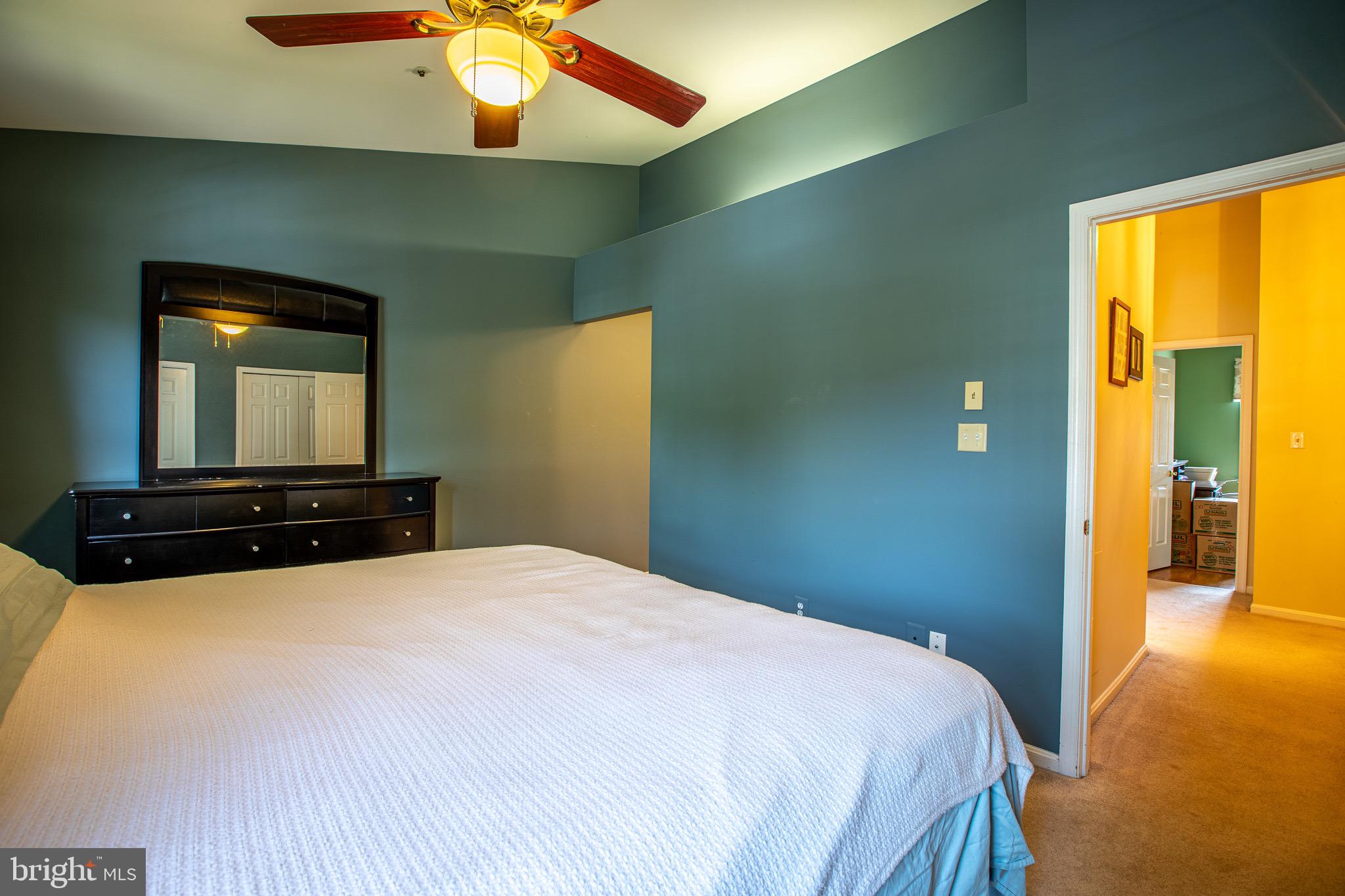 MONTGOMERY VILLAGE - Residential Lease