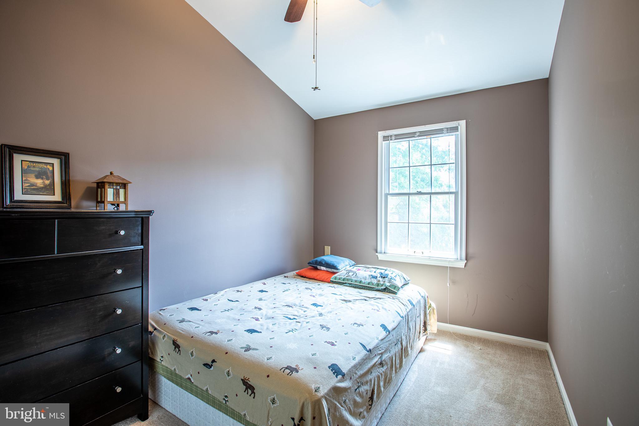 MONTGOMERY VILLAGE - Residential Lease