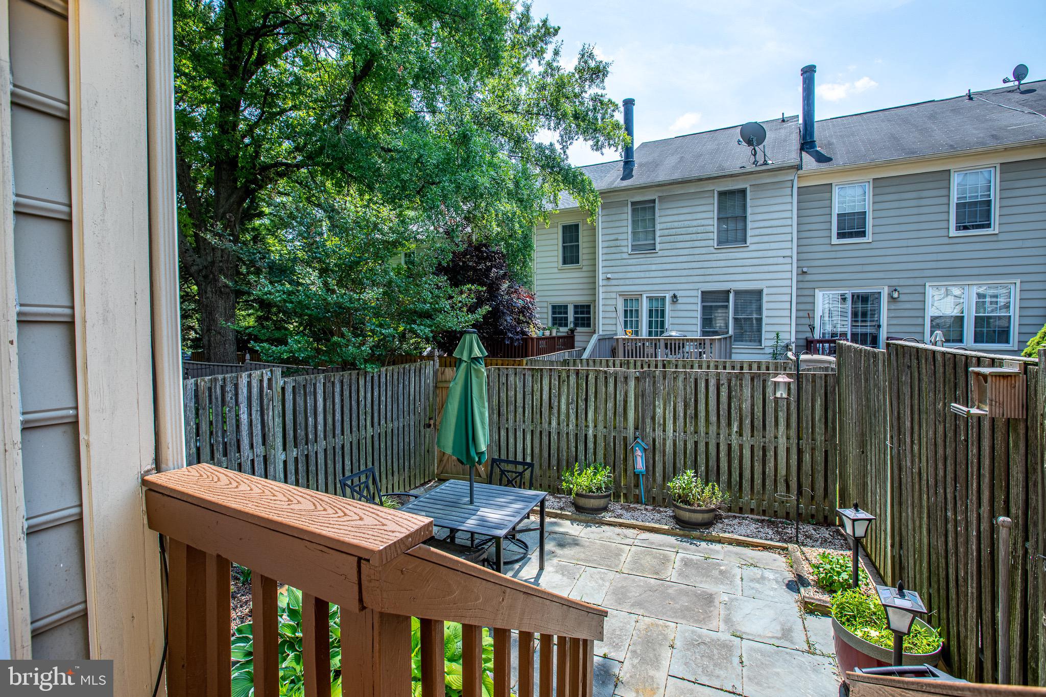 MONTGOMERY VILLAGE - Residential Lease