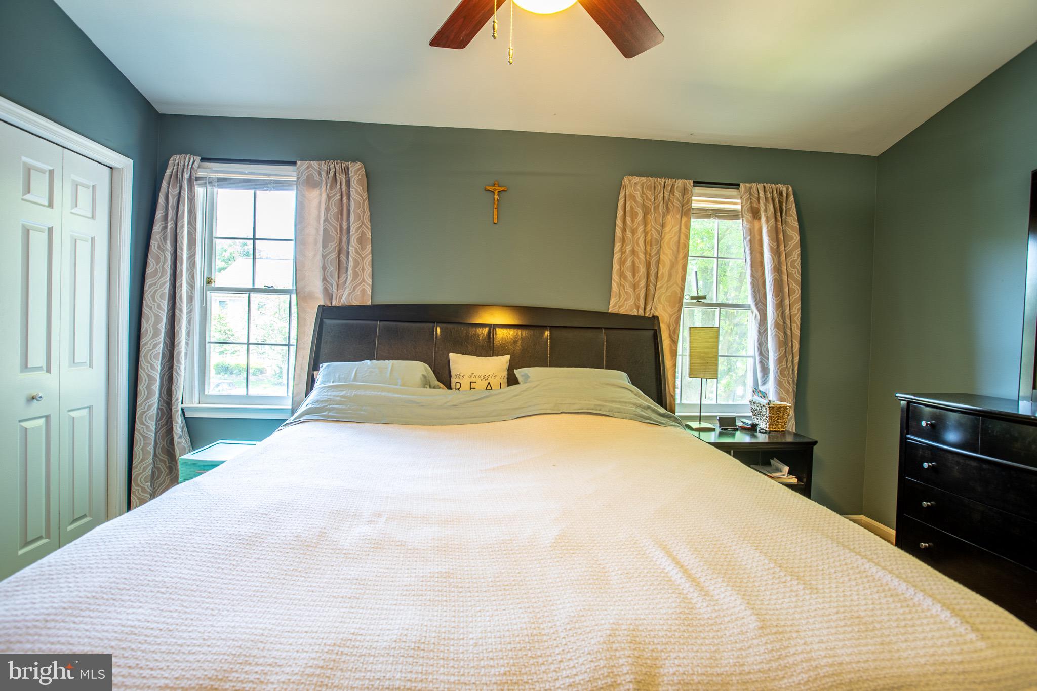 MONTGOMERY VILLAGE - Residential Lease