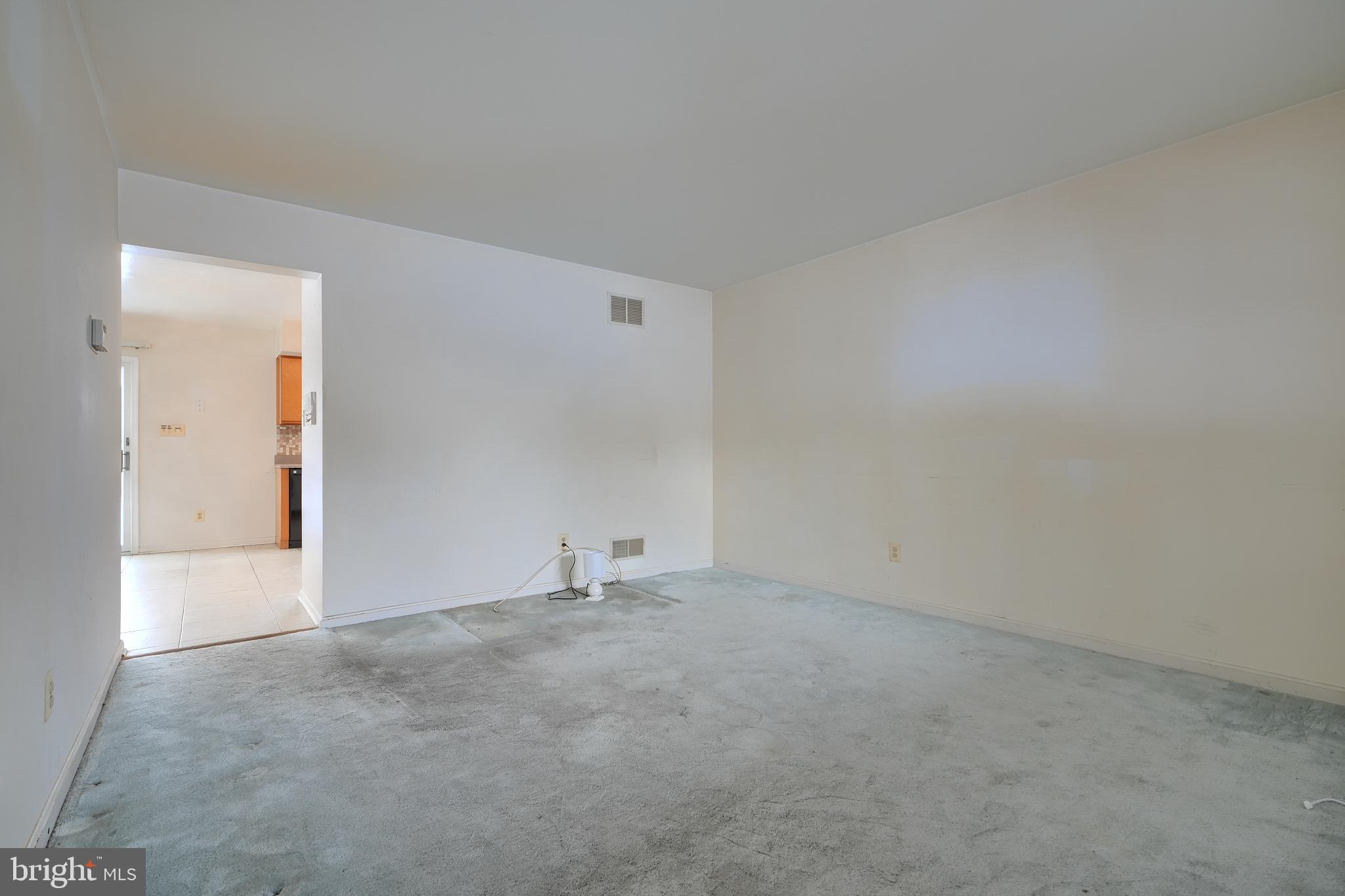 FOREST HILL - Residential