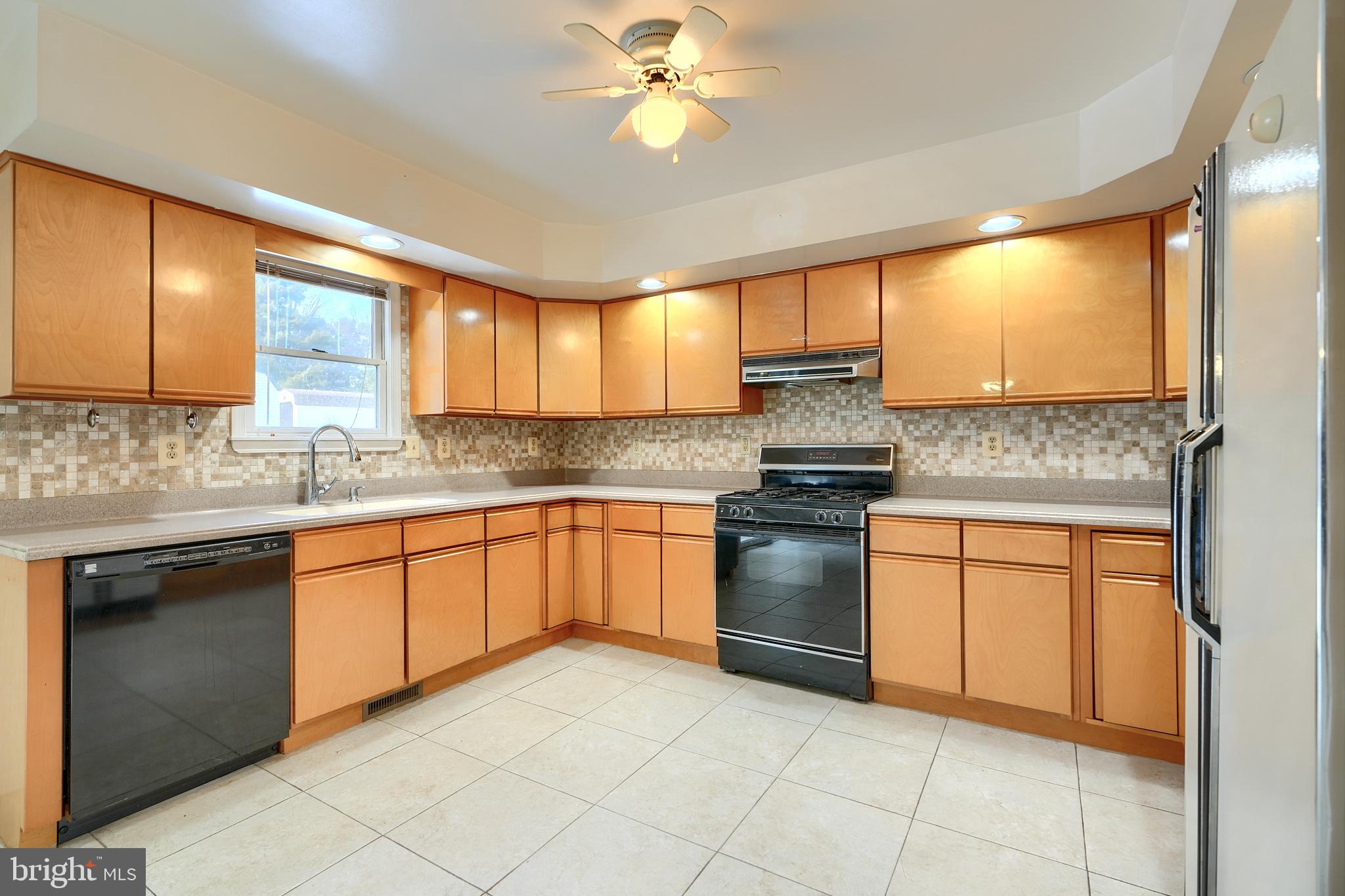 FOREST HILL - Residential