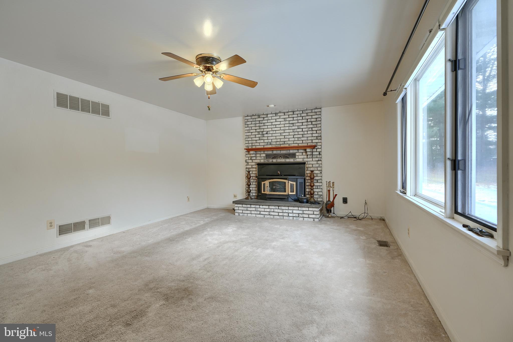 FOREST HILL - Residential