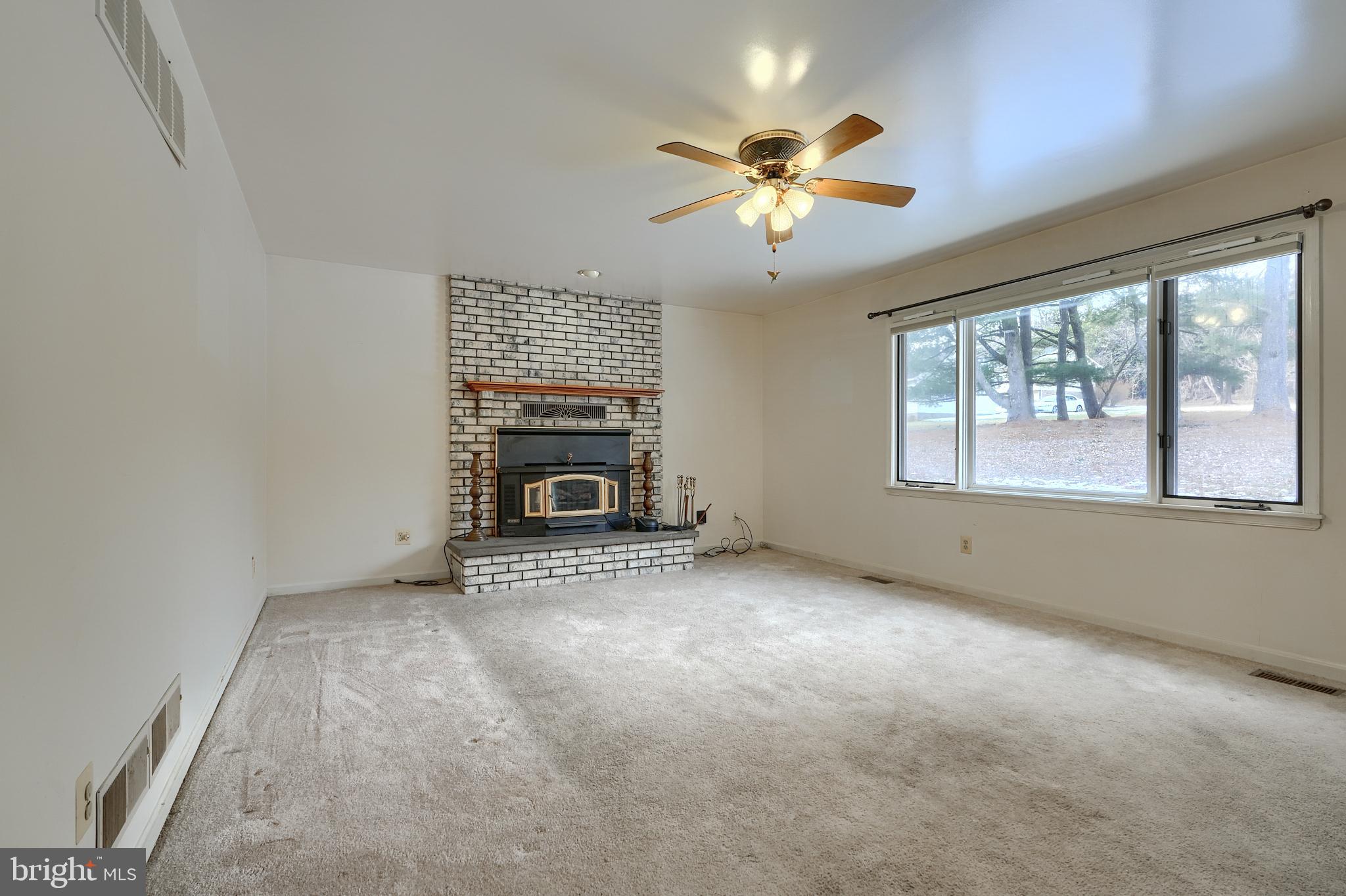 FOREST HILL - Residential