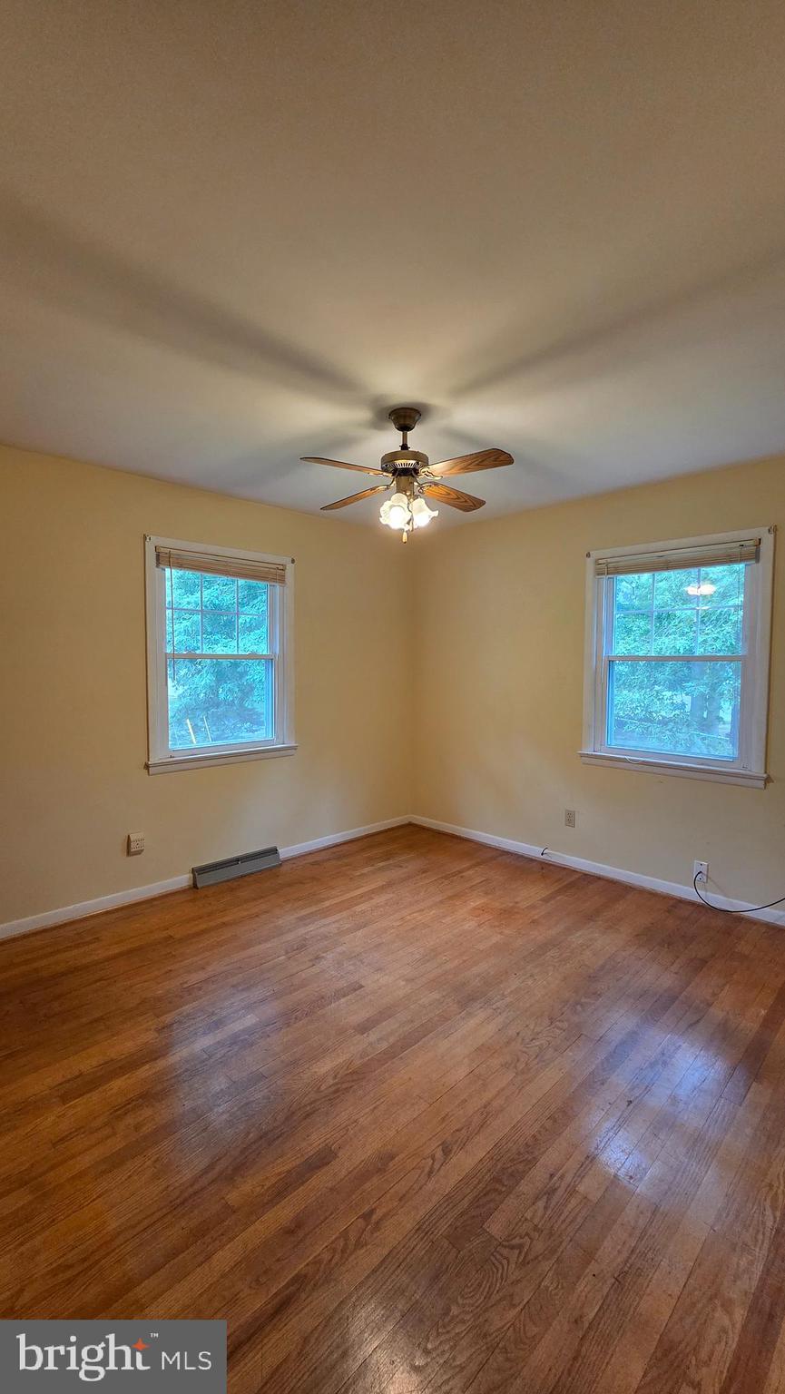 GREENVIEW KNOLLS - Residential