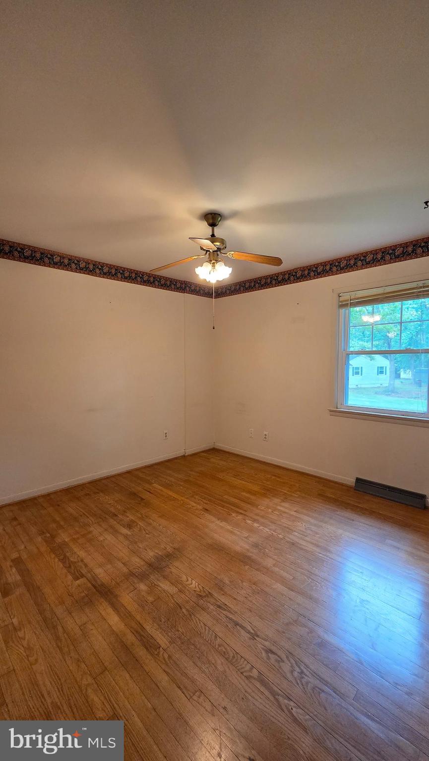 GREENVIEW KNOLLS - Residential