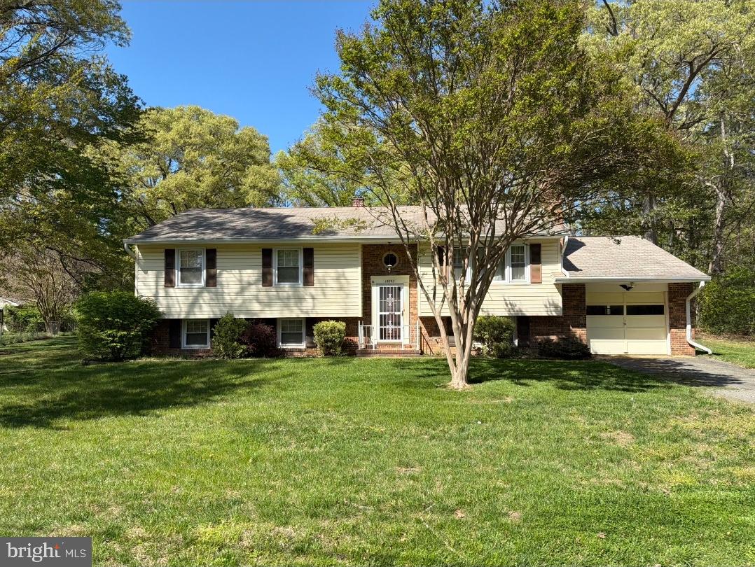 GREENVIEW KNOLLS - Residential
