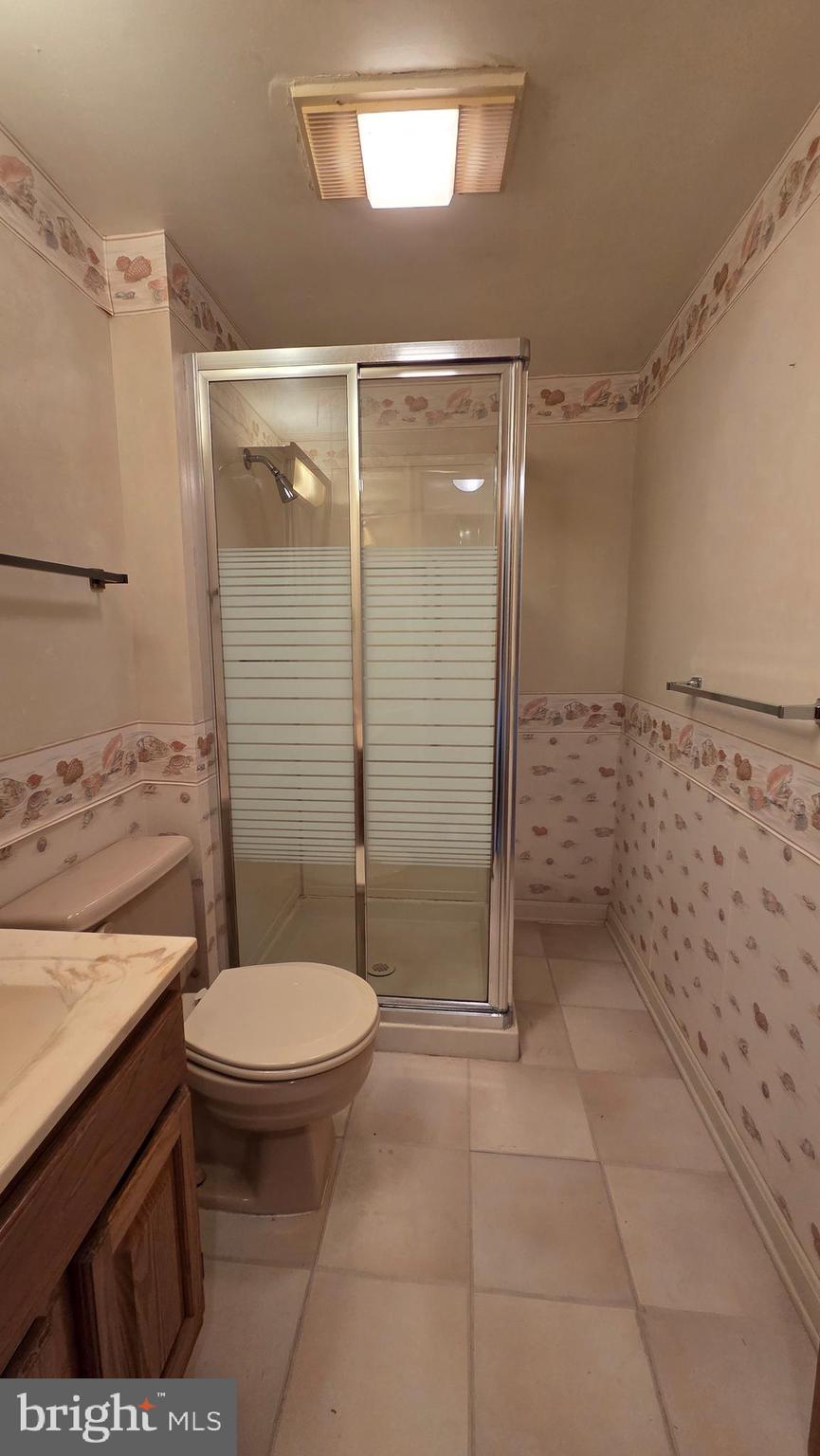 GREENVIEW KNOLLS - Residential
