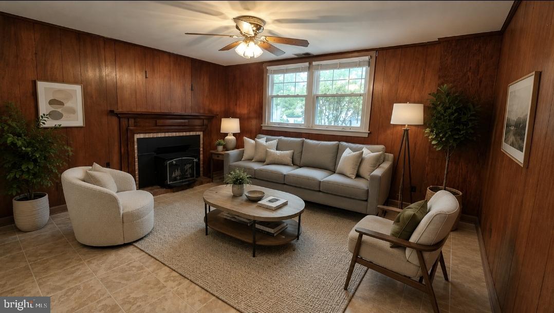 GREENVIEW KNOLLS - Residential