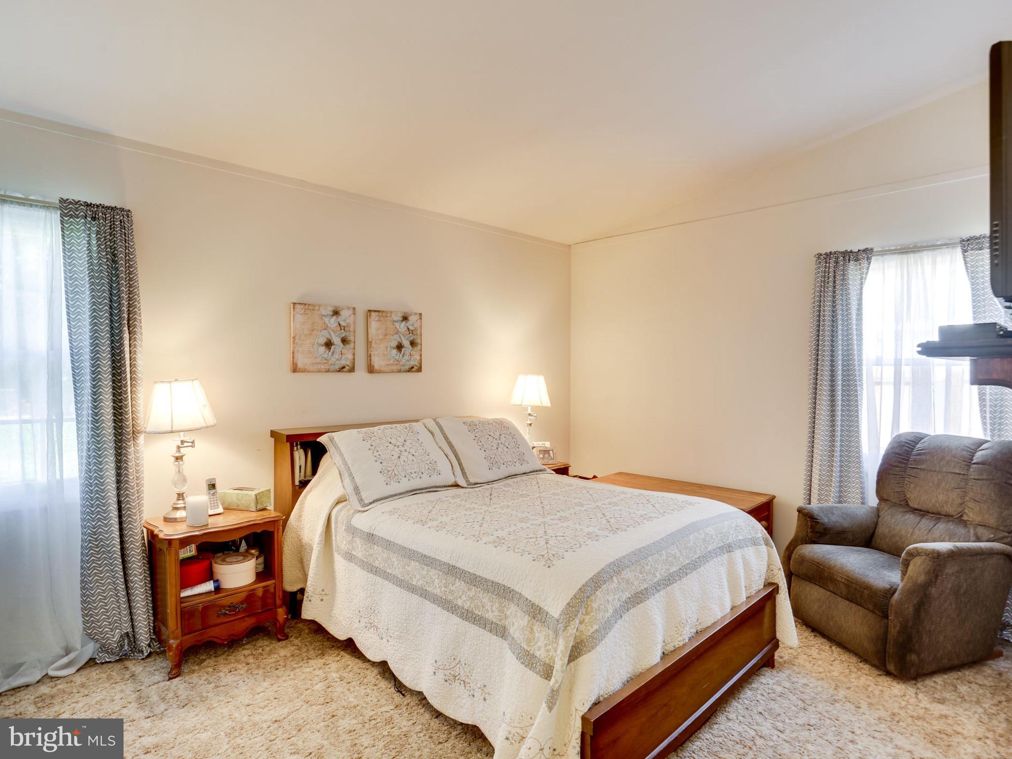 BELMONT - Residential