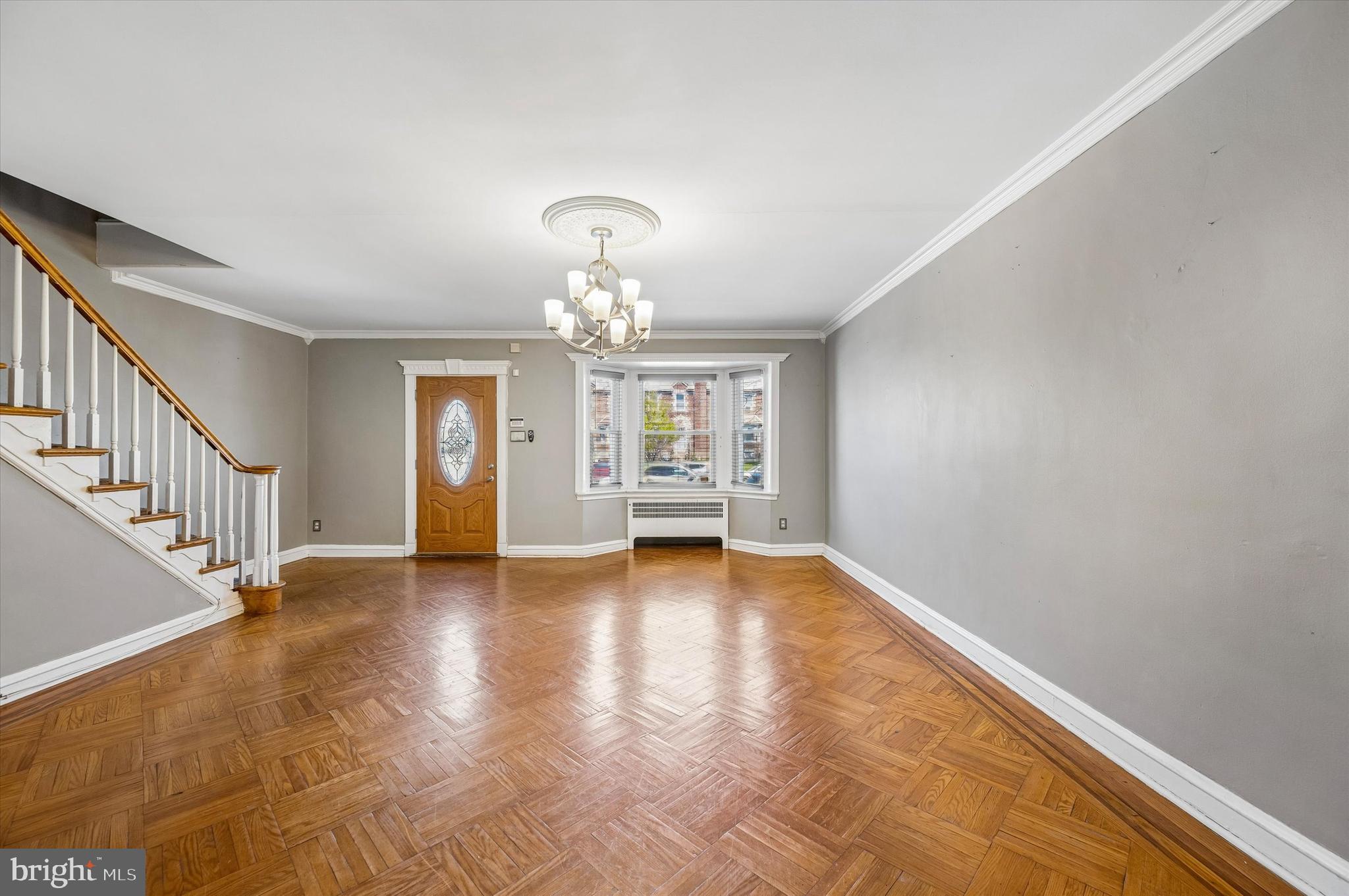 OXFORD CIRCLE - Residential