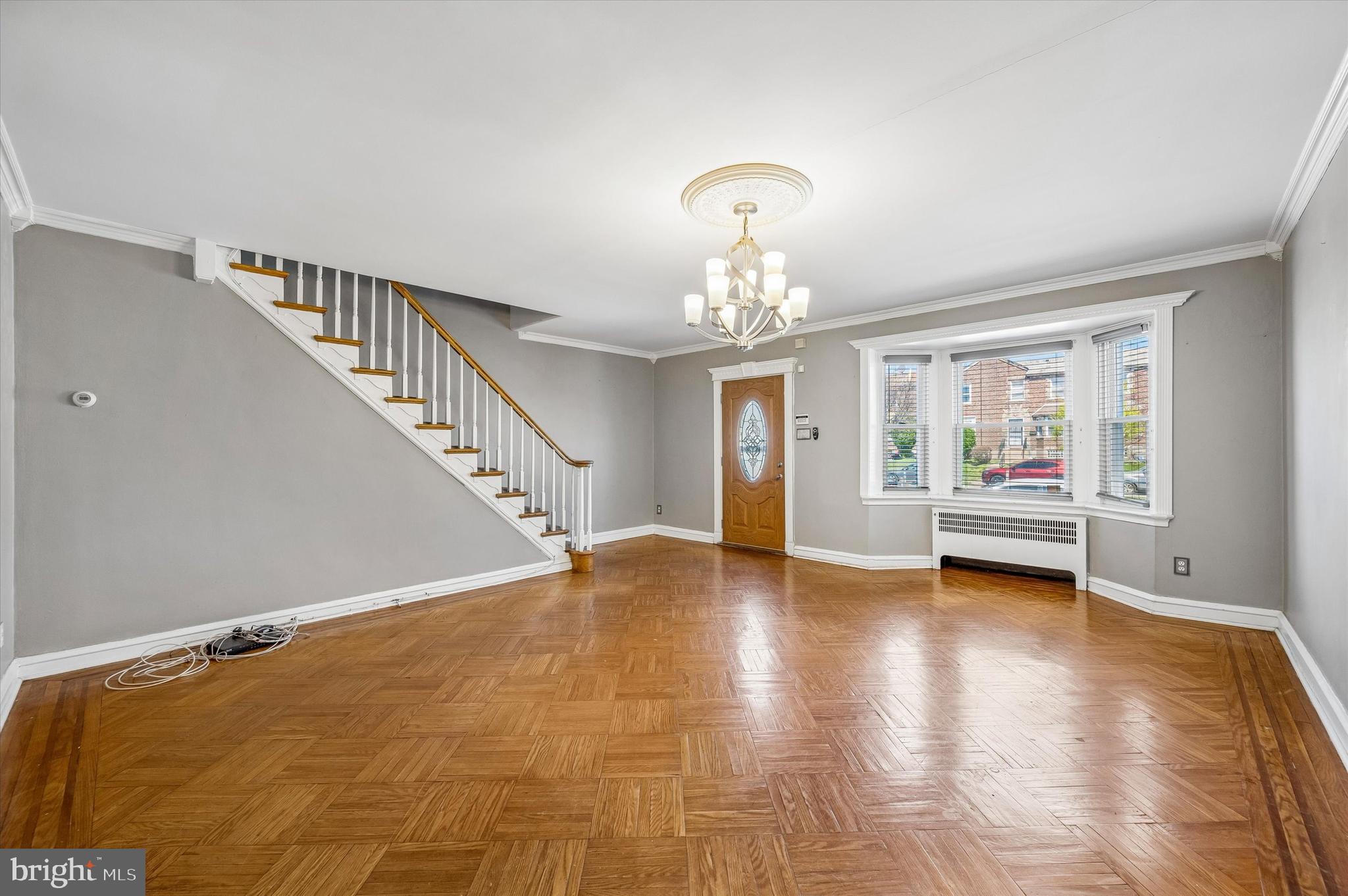 OXFORD CIRCLE - Residential