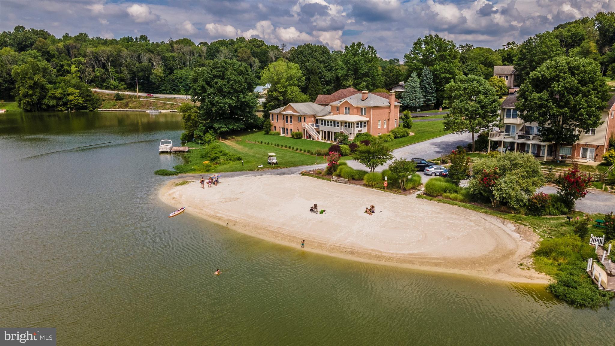 LAKE LINGANORE WOODRIDGE - Residential