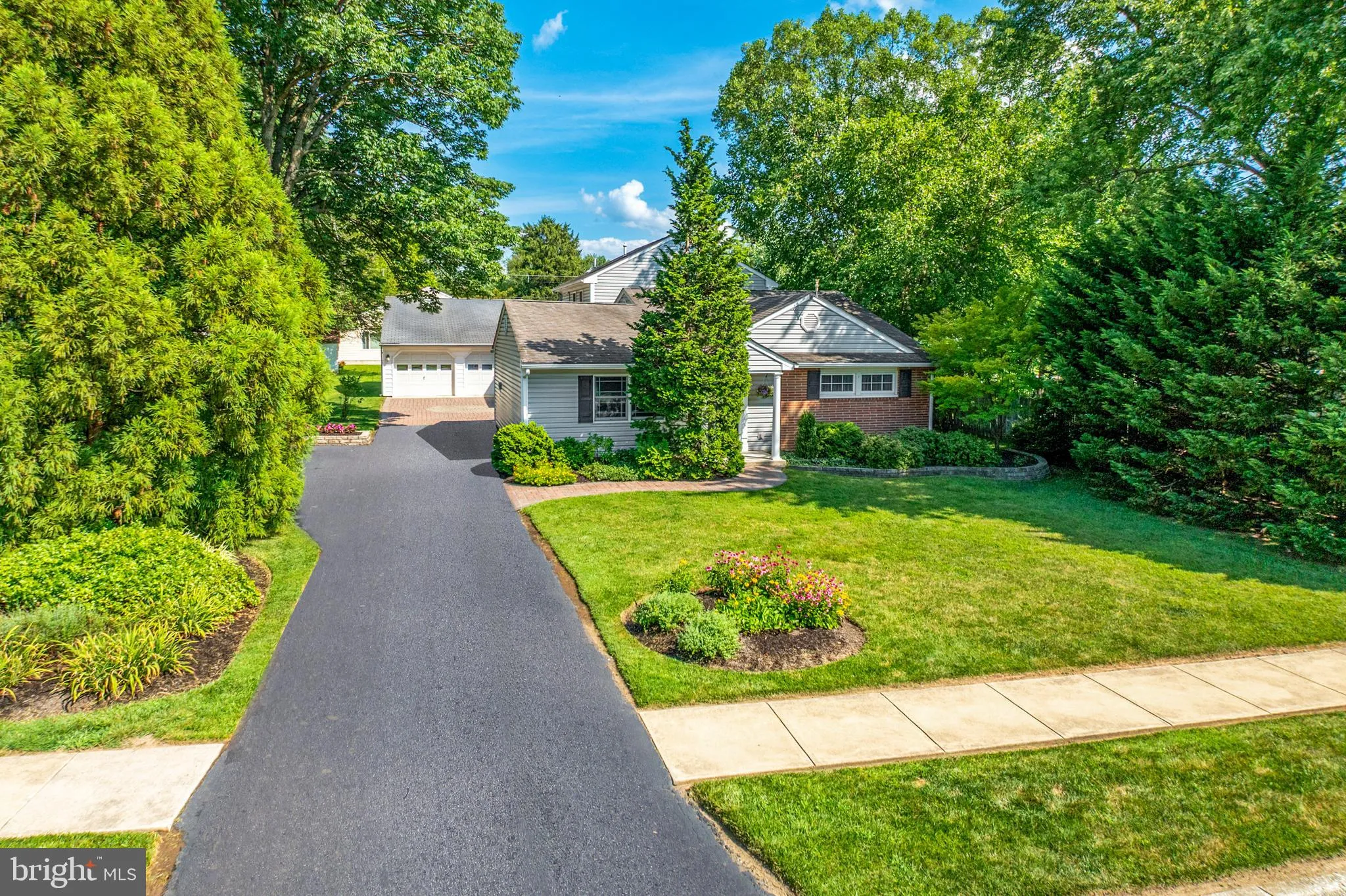 Plymouth Meeting, Pennsylvania 19462, United States, 5 Bedrooms Bedrooms, ,3 BathroomsBathrooms,Residential,Pending,226549