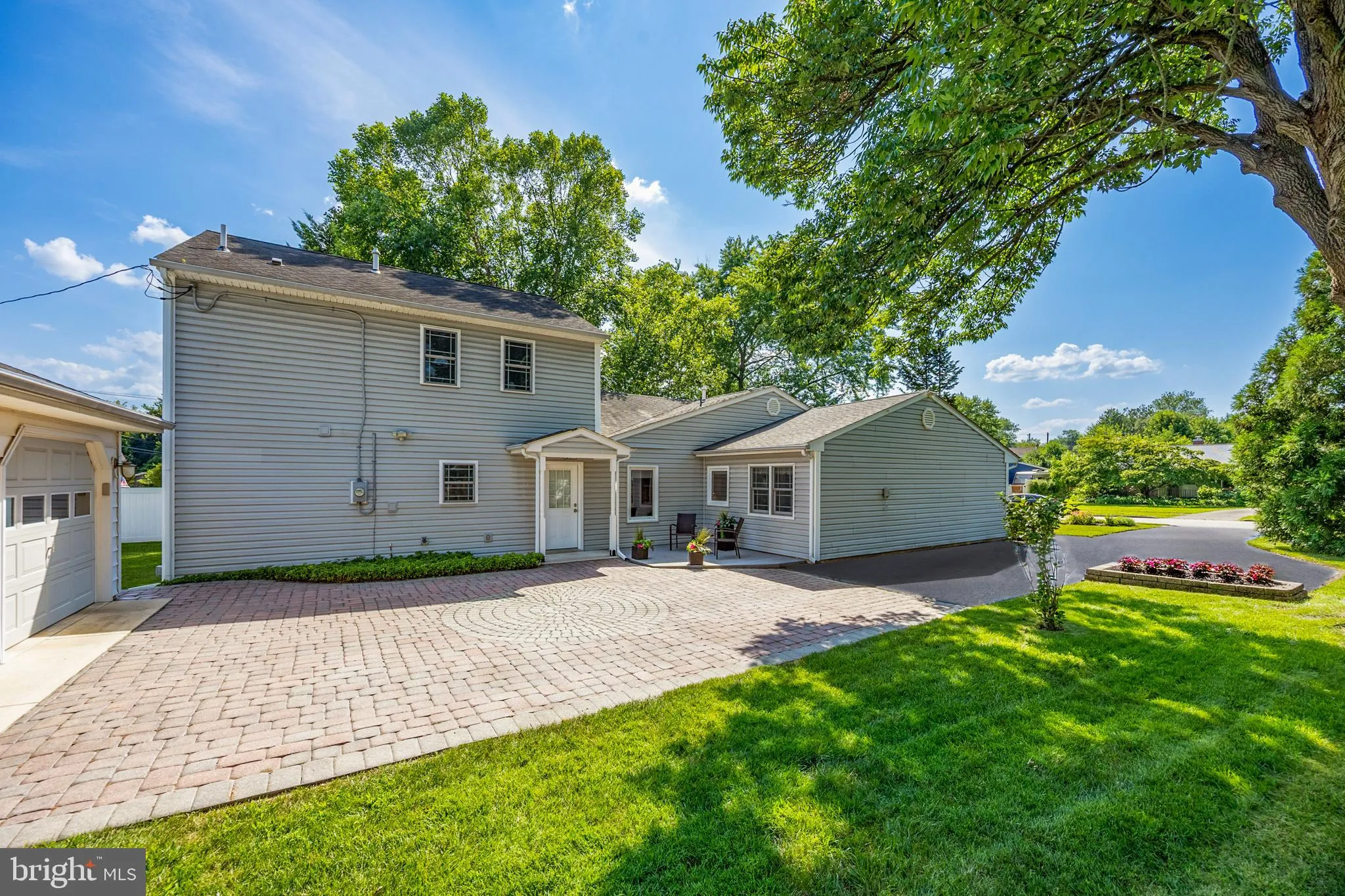 Plymouth Meeting, Pennsylvania 19462, United States, 5 Bedrooms Bedrooms, ,3 BathroomsBathrooms,Residential,Pending,226549