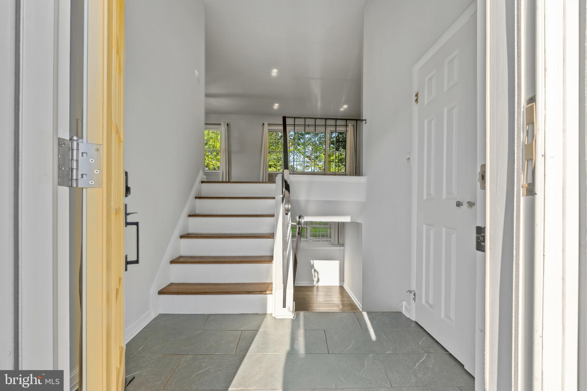 1021 RICHFIELD ROAD