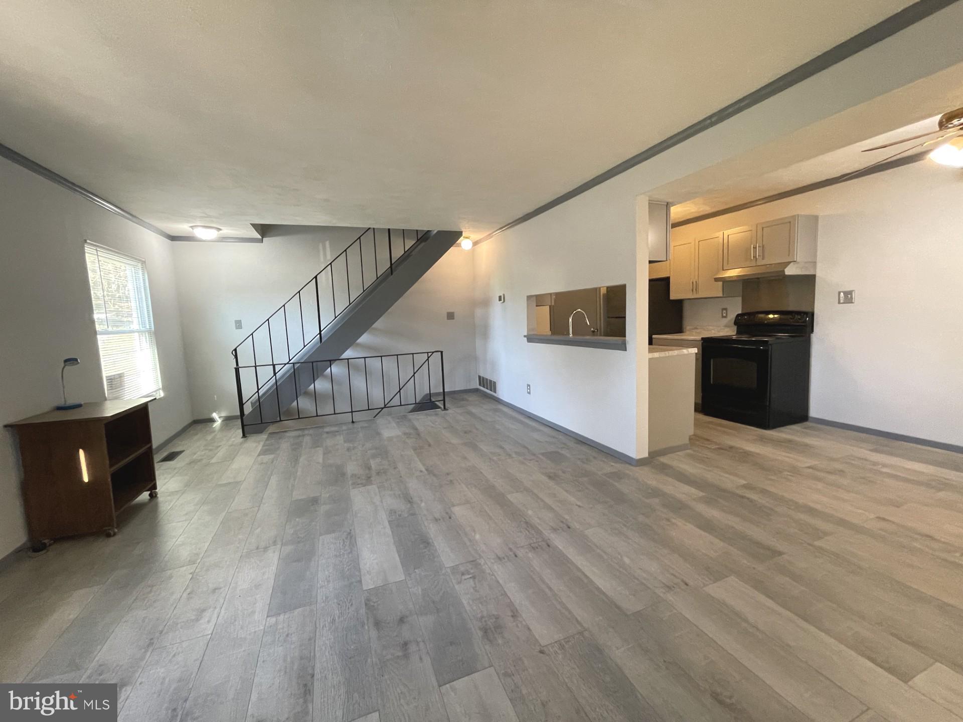 BROOKSHIRE - Residential