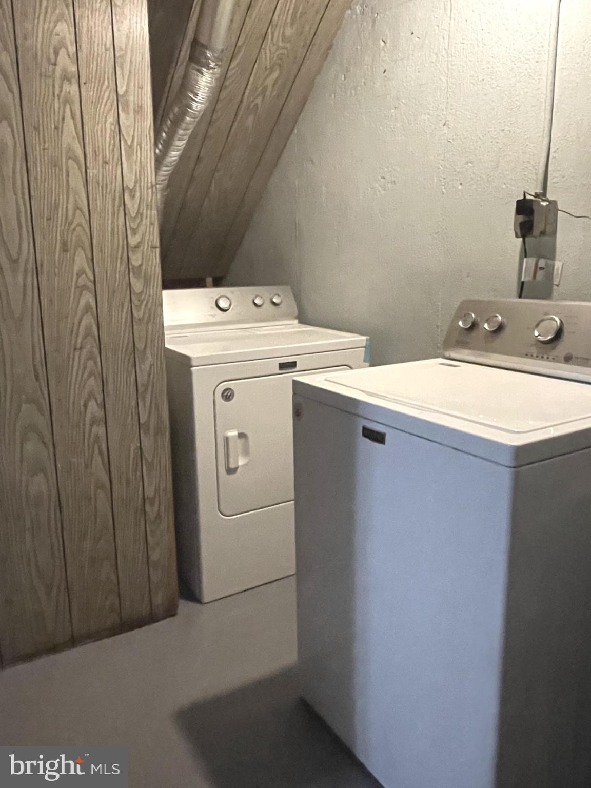 BROOKSHIRE - Residential