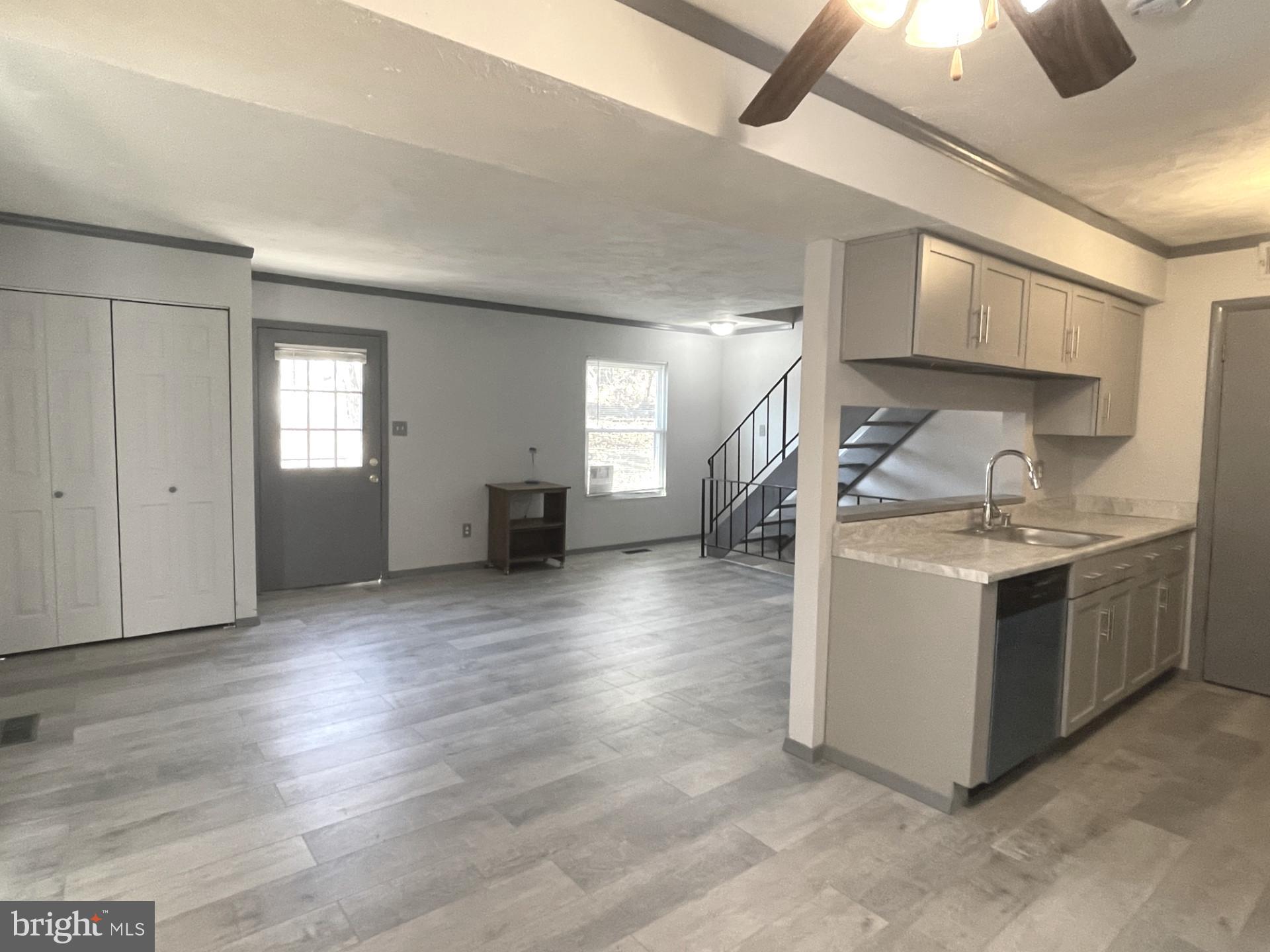 BROOKSHIRE - Residential