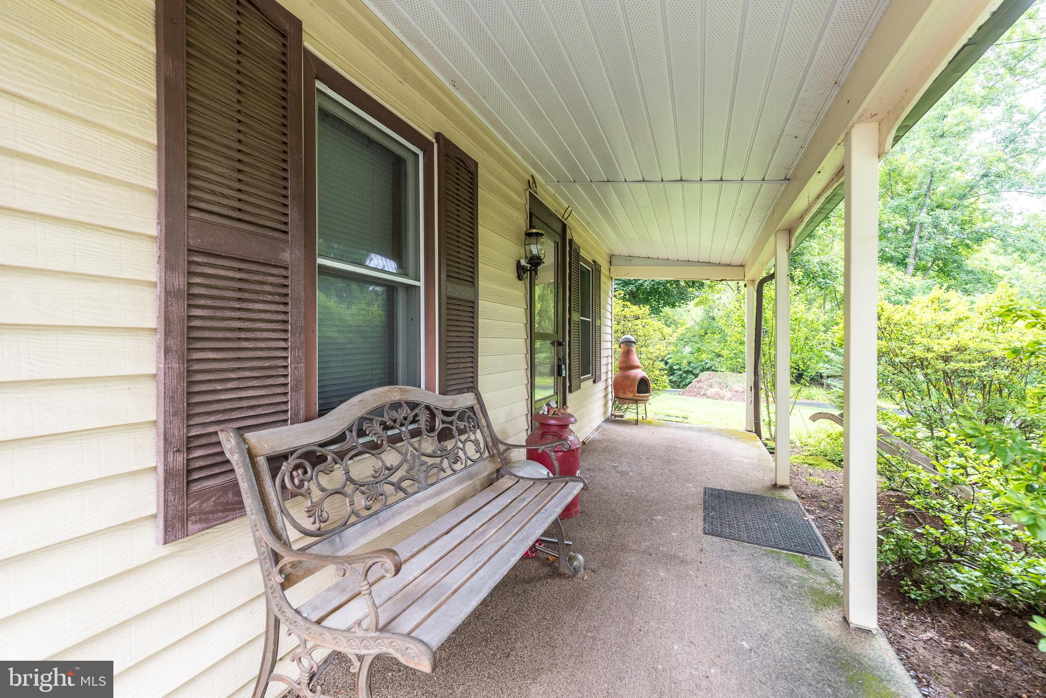1108 DOGWOOD LANE