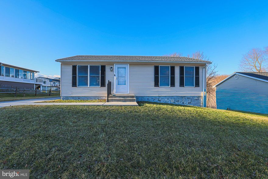 Just listed! A fantastic home that has been fully renovated by the original owner. This is not a flip; the owner chose to completely update the property before bringing it to market. As you enter, you are greeted by fresh paint and luxury vinyl plank flooring throughout the entire main level. The bright kitchen features granite countertops, new appliances, ample cabinet and pantry storage, and space for a kitchen table. The newly updated bathroom is also tastefully designed. The lower level offers a great opportunity to finish the space and build sweat equity in the future. Additional highlights include an approximately 10-year-old roof, a water heater installed in 2020, Anderson windows, a flat yard, and parking for 2–3 cars. Make your appointment today!