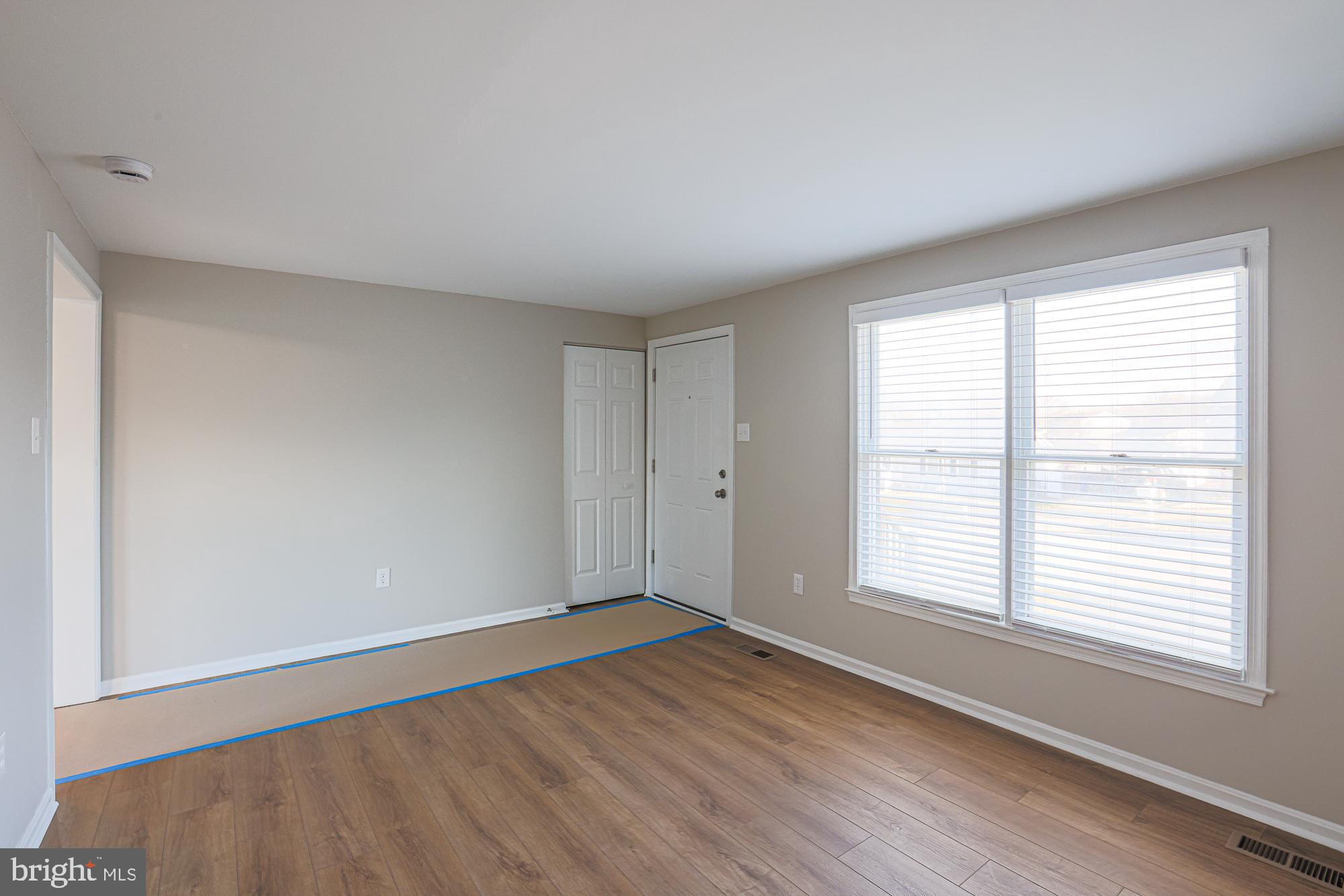 GOLDEN ACRES - Residential