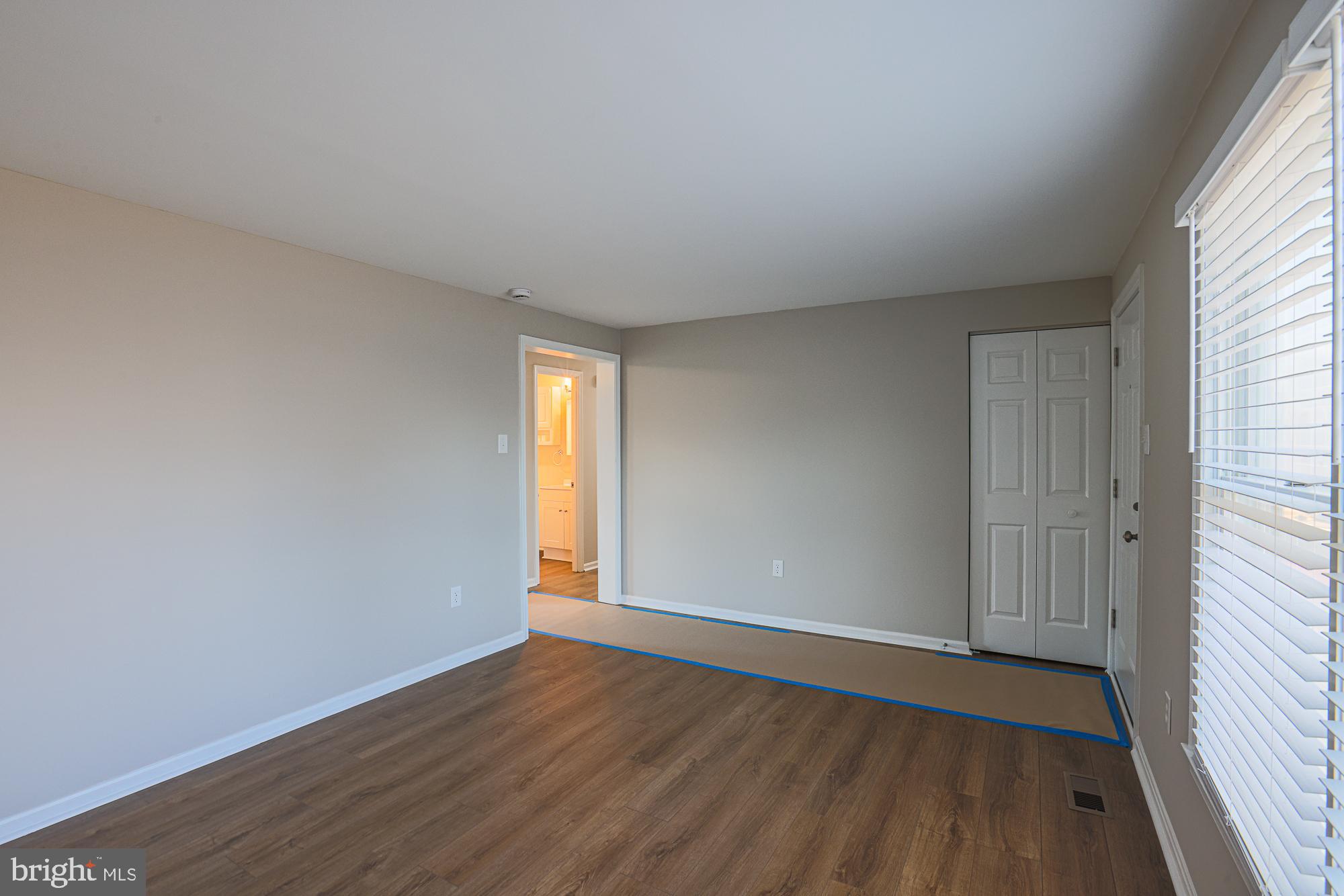 GOLDEN ACRES - Residential