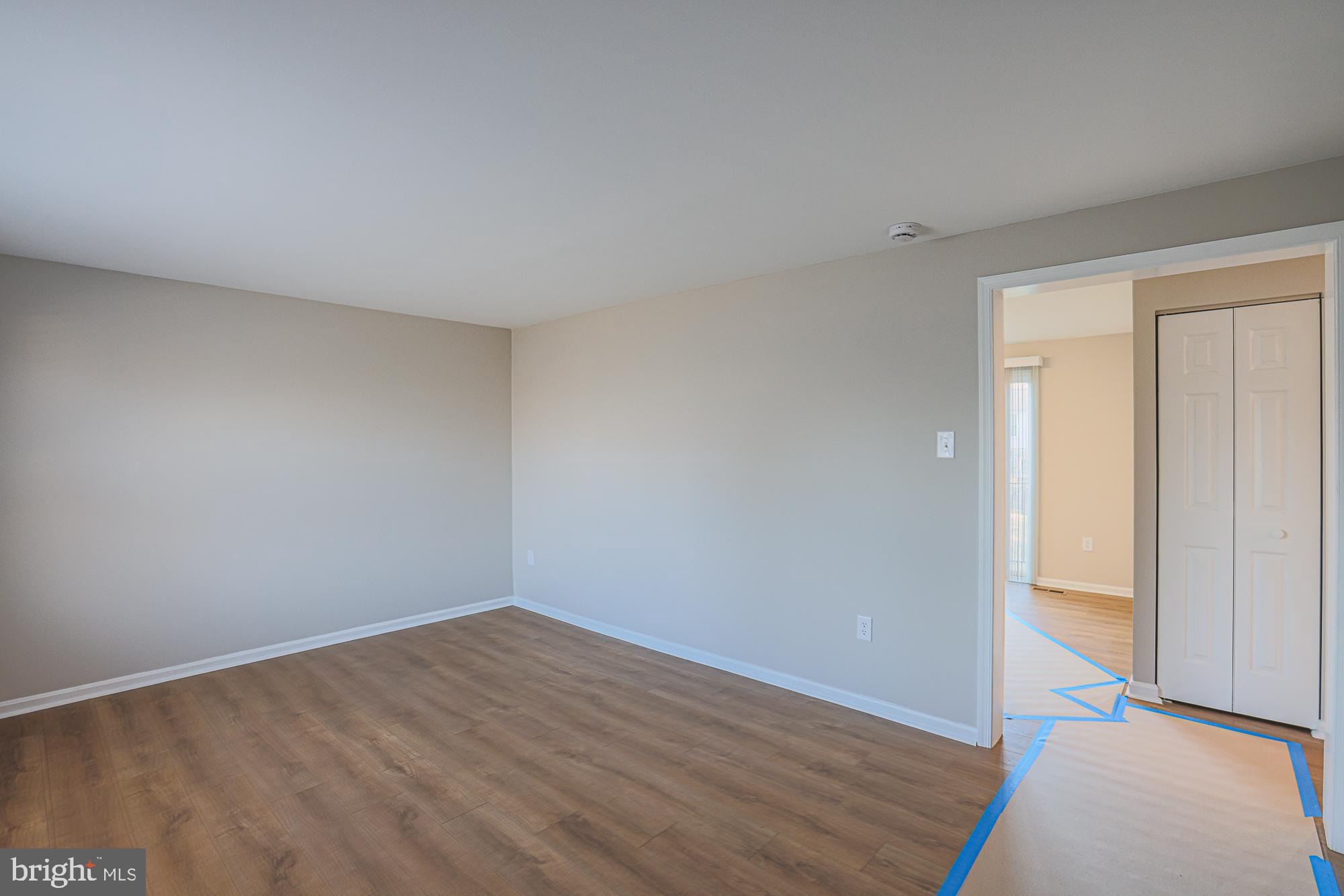 GOLDEN ACRES - Residential