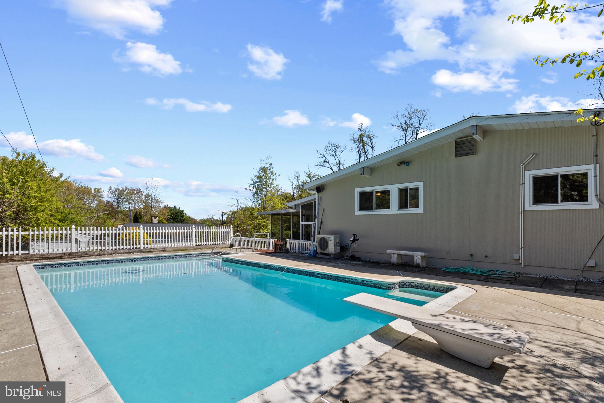 PARKVILLE - Residential