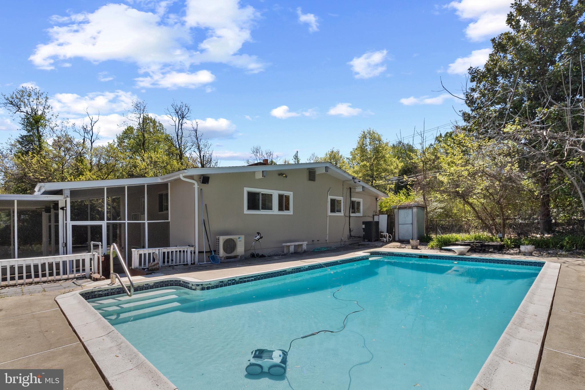 PARKVILLE - Residential