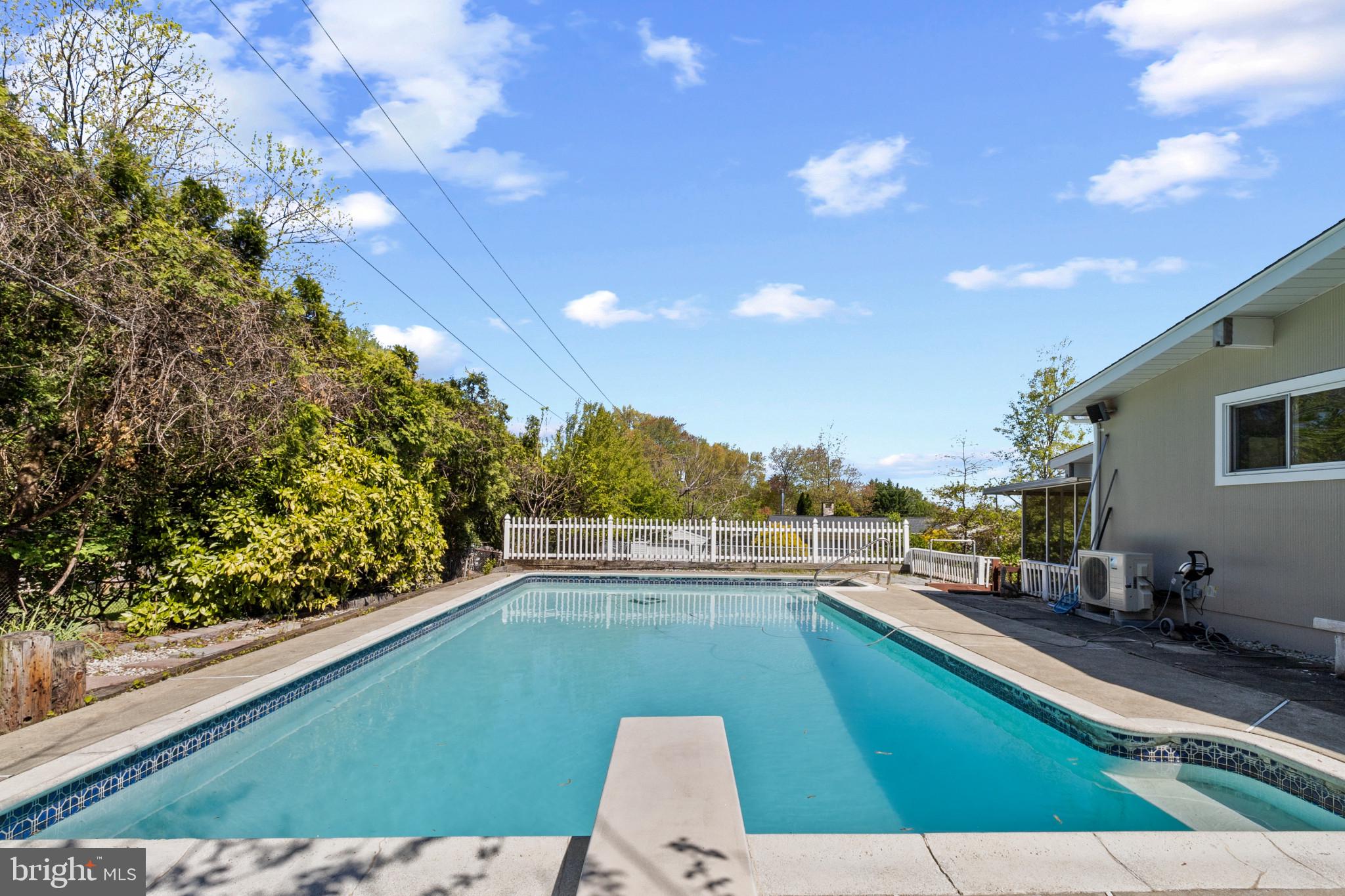 PARKVILLE - Residential