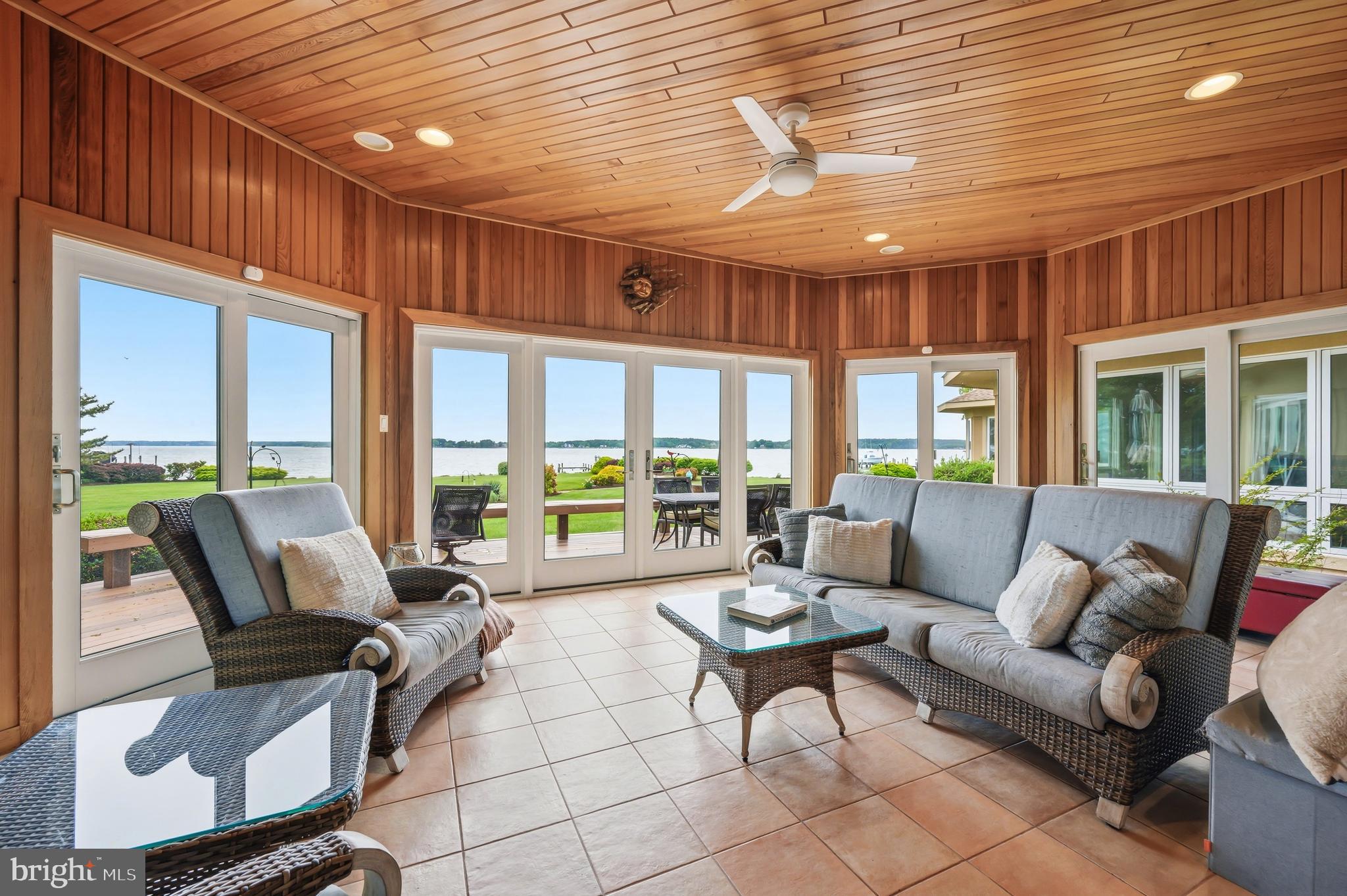 SOUTHWIND - Residential