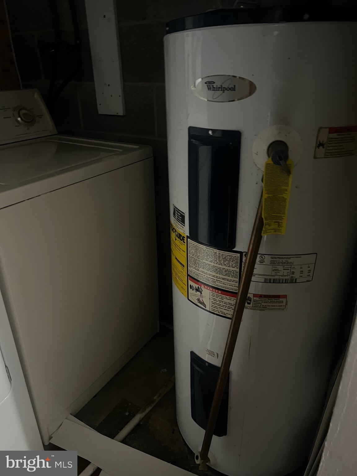 MIDDLEBROOK COMMONS - Residential